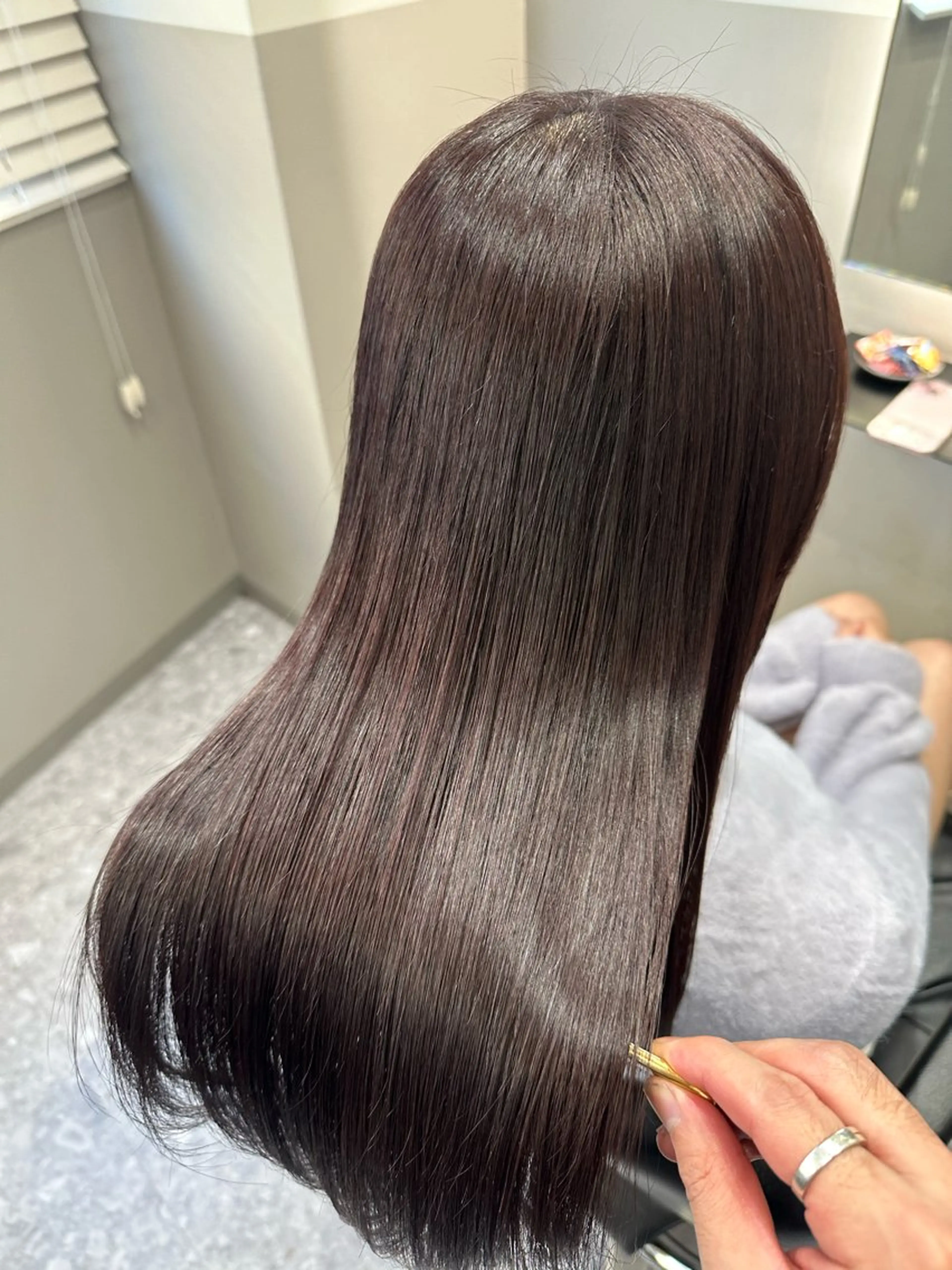 セミロング カット ヘアカラー トリートメント 彼ウケ抜群🎀垢抜け 艶暗髪🪞一輝のヘアスタイル