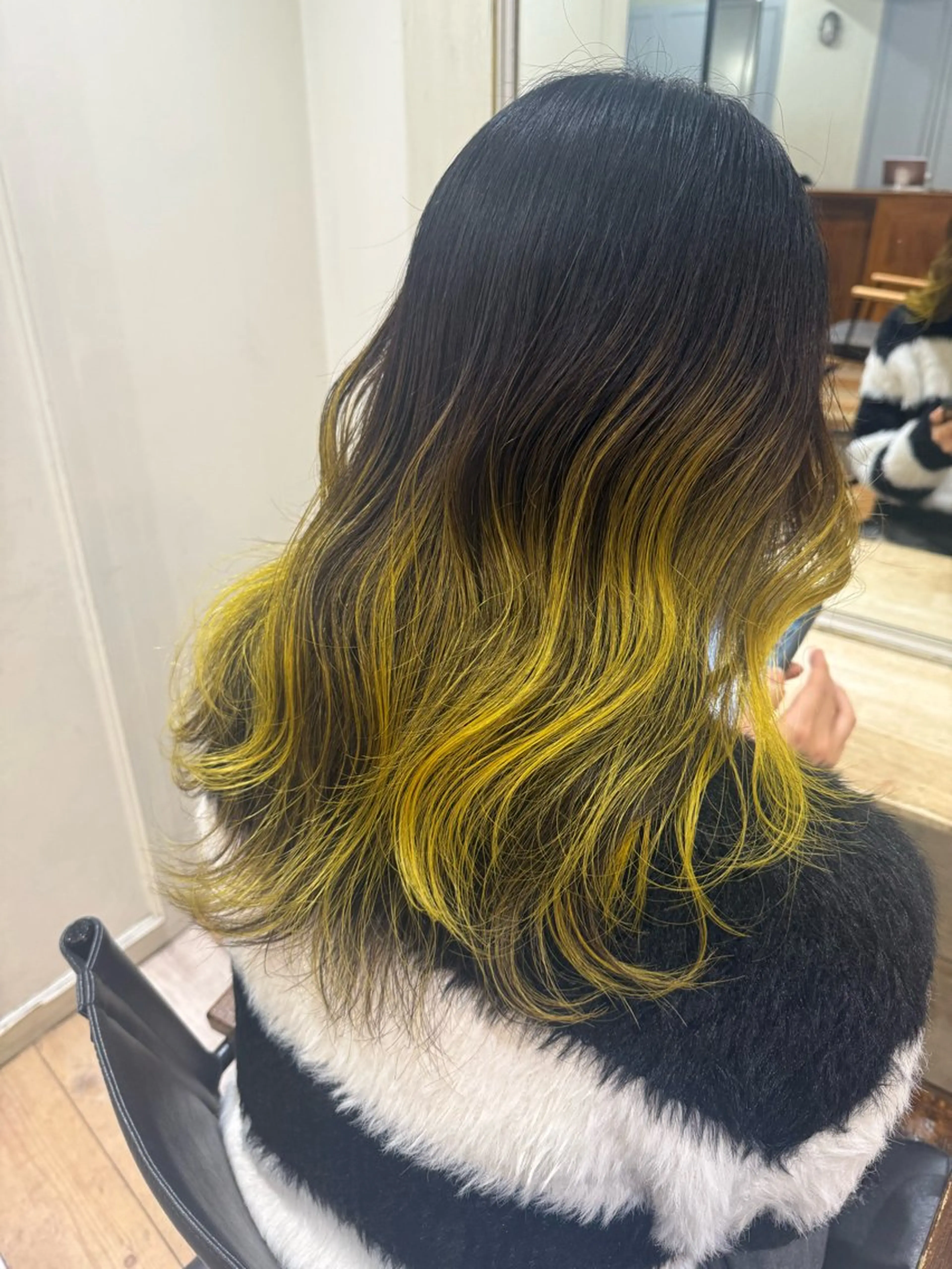 ミディアム カラー バレイヤージュ ブリーチ デザインカラー グラデーションカラー レイヤーカット ヘアカラー トリートメント 🌈デザインヘア職人 Kaede🌈のヘアスタイル