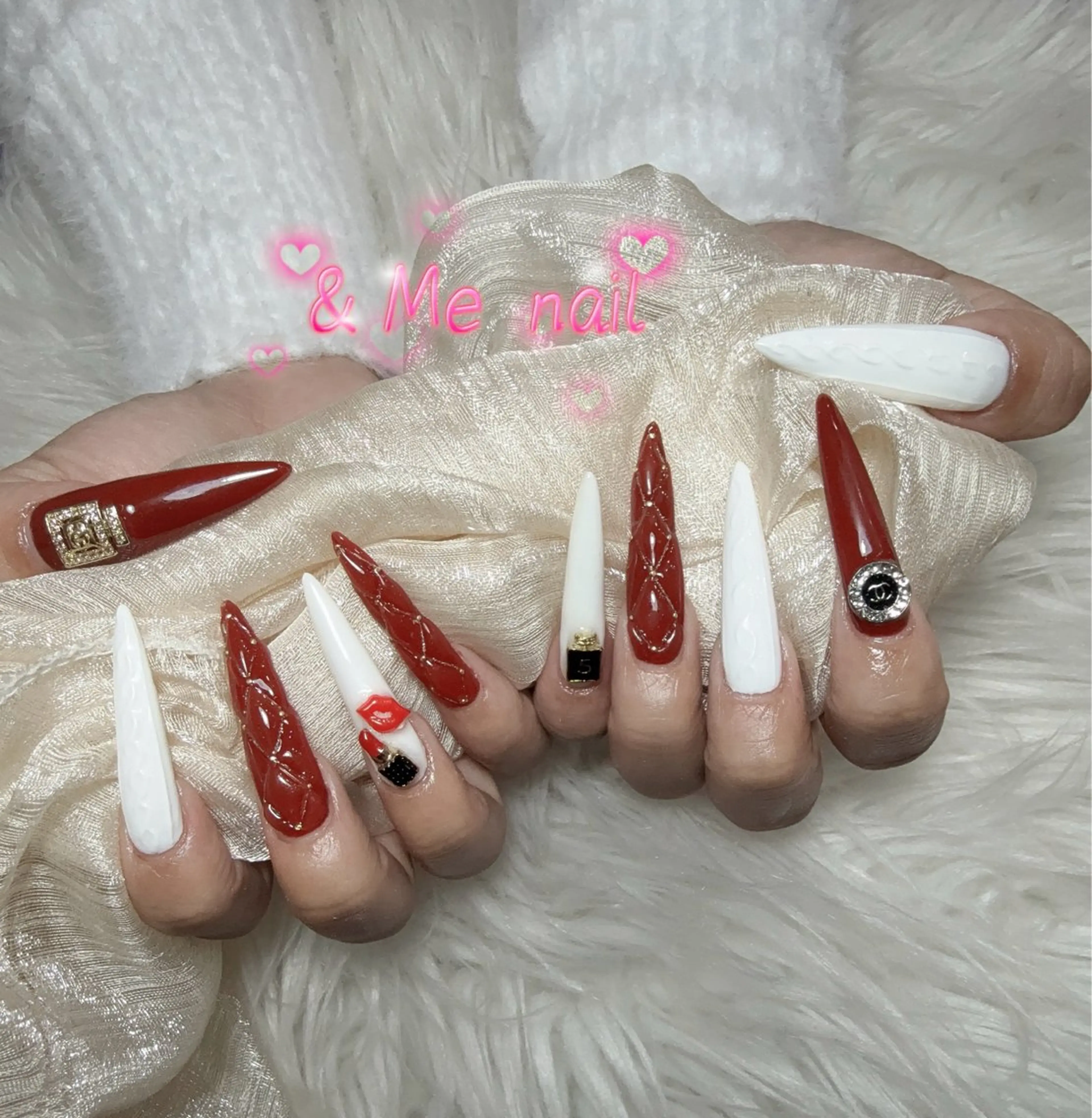 ネイル ハンドネイル &ME タカのネイルデザイン