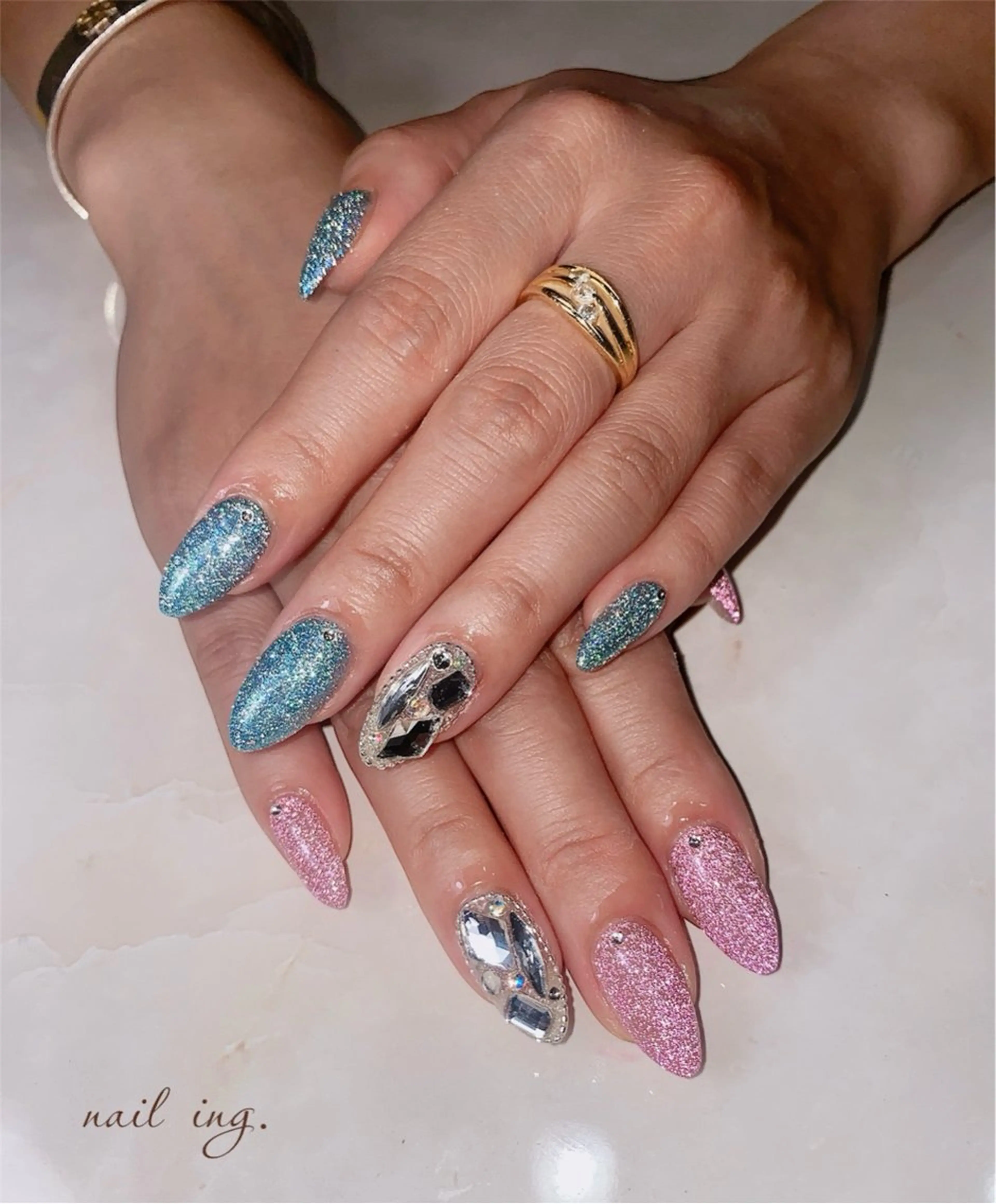 ネイル ｉｎｇ .のネイルデザイン