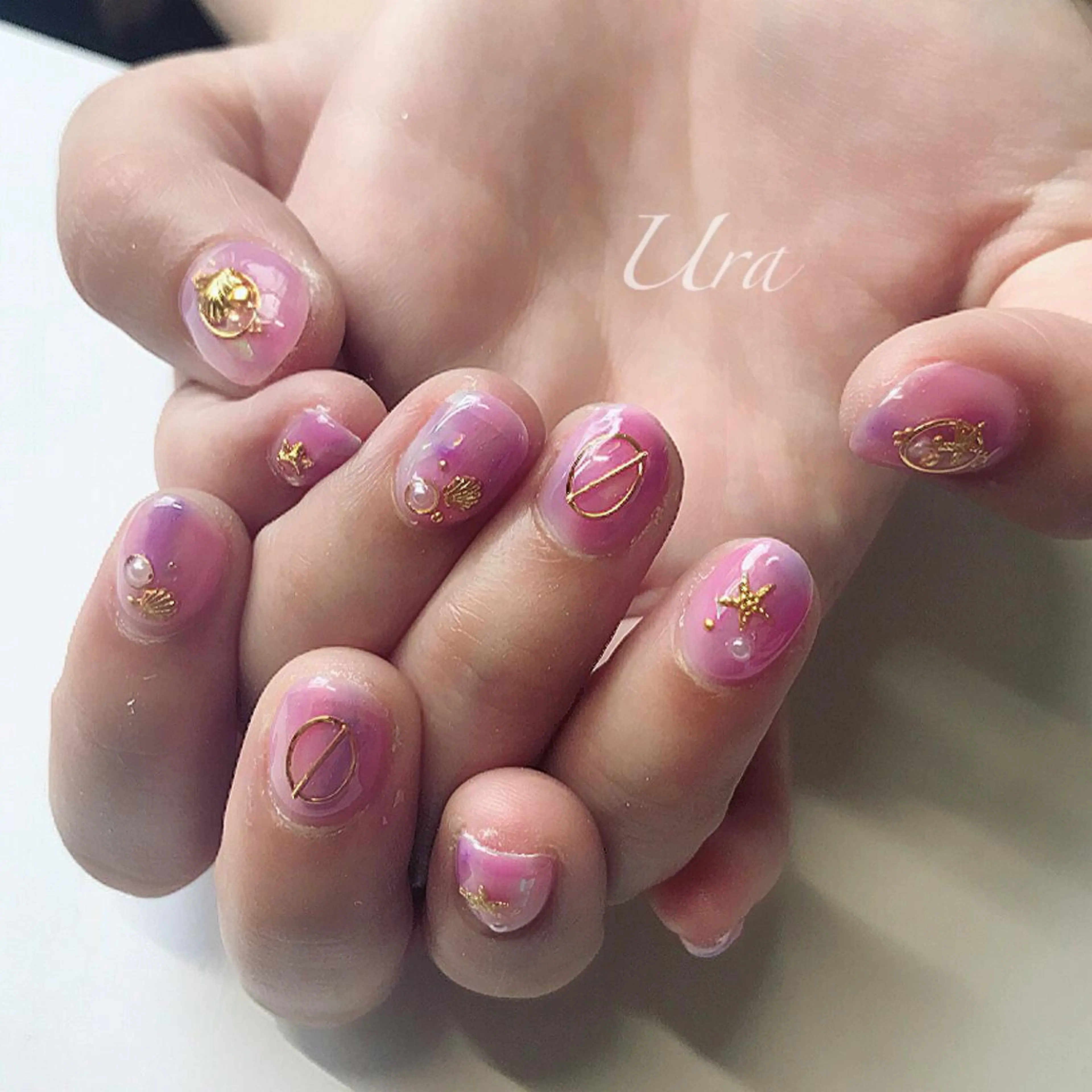 ネイル 夏ネイル UrakoNail 《nail》のネイルデザイン
