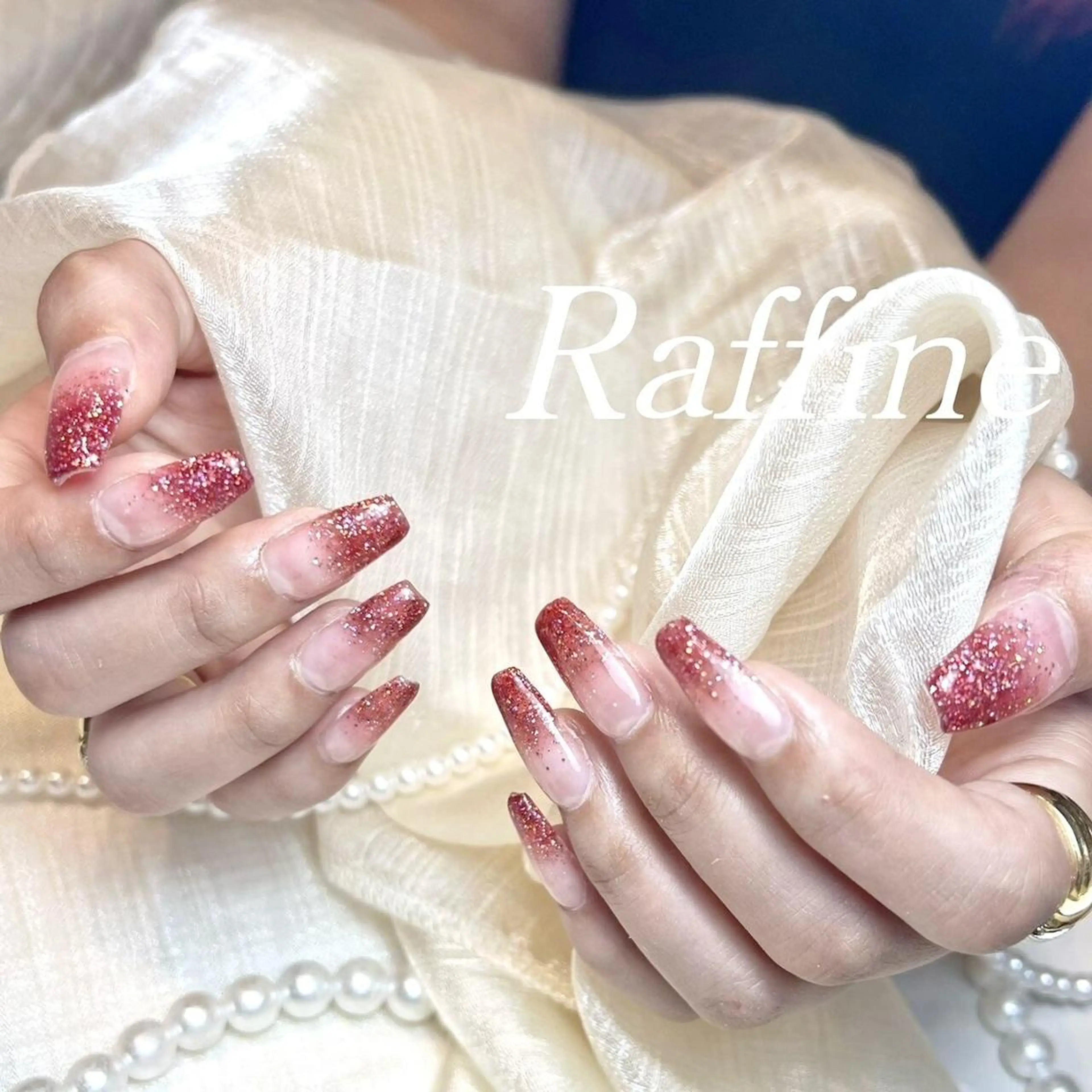 ネイル ハンドネイル RAFFINE 月🦋🩵のネイルデザイン