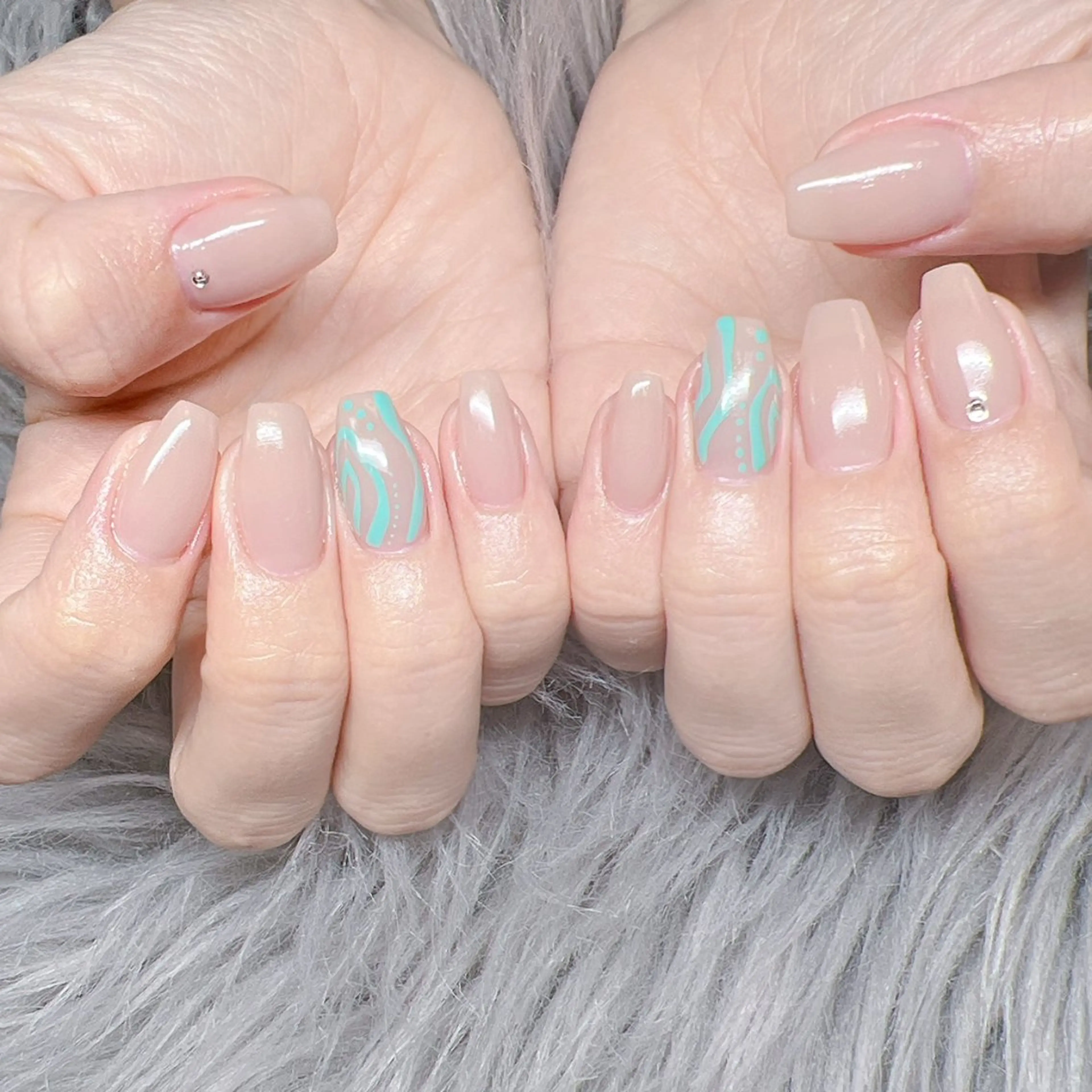 ネイル 個室ネイルサロンDolly  Girl〜ドーリーガール〜所属・DollyGirl KYOKOのネイルデザイン