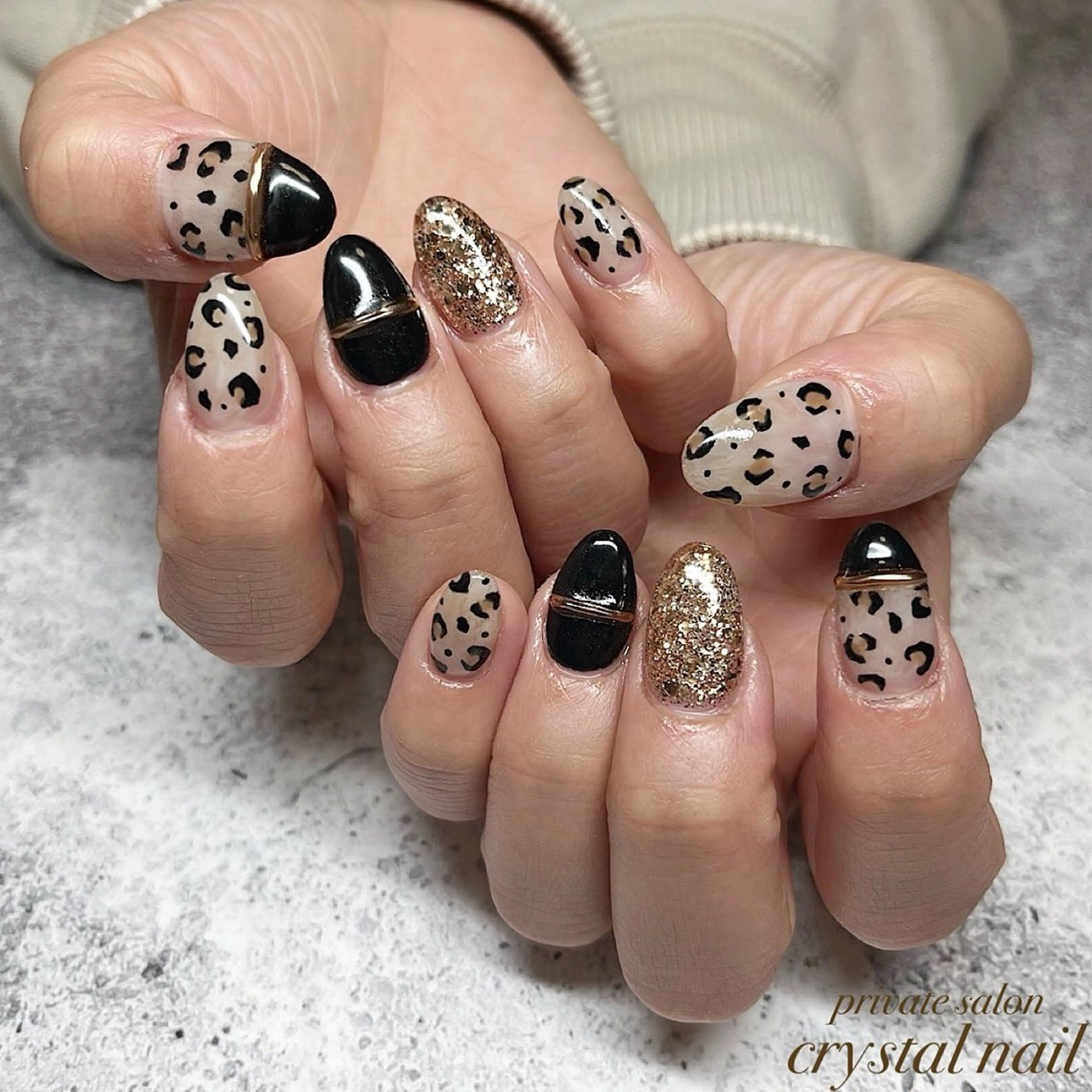 ネイル アニマル柄 Crystal Nailのネイルデザイン