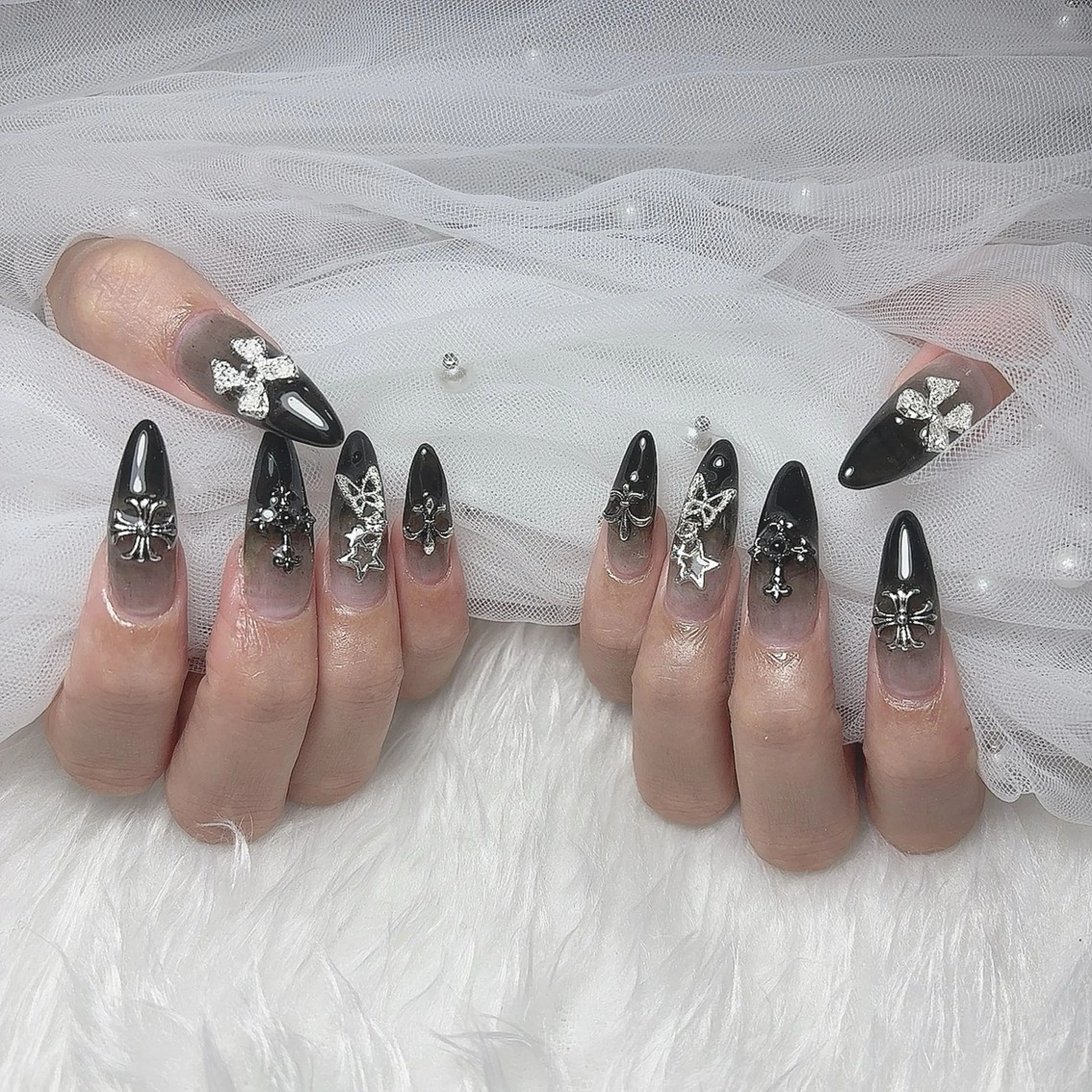 ネイル グラデーション MURATA /UNELMA 天神のネイルデザイン