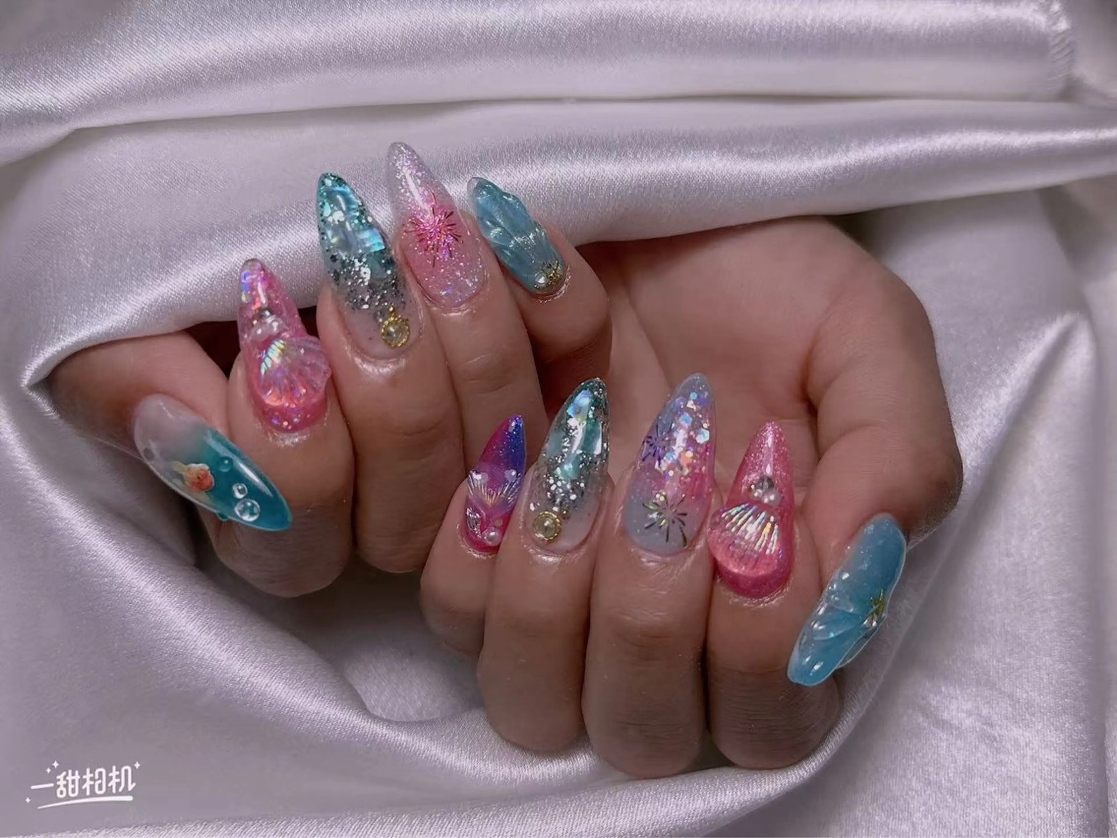 ネイル M2ネイルサロン【長さ出し&フィルイン導入店】所属・長さ出し専門店 RIRIのネイルデザイン