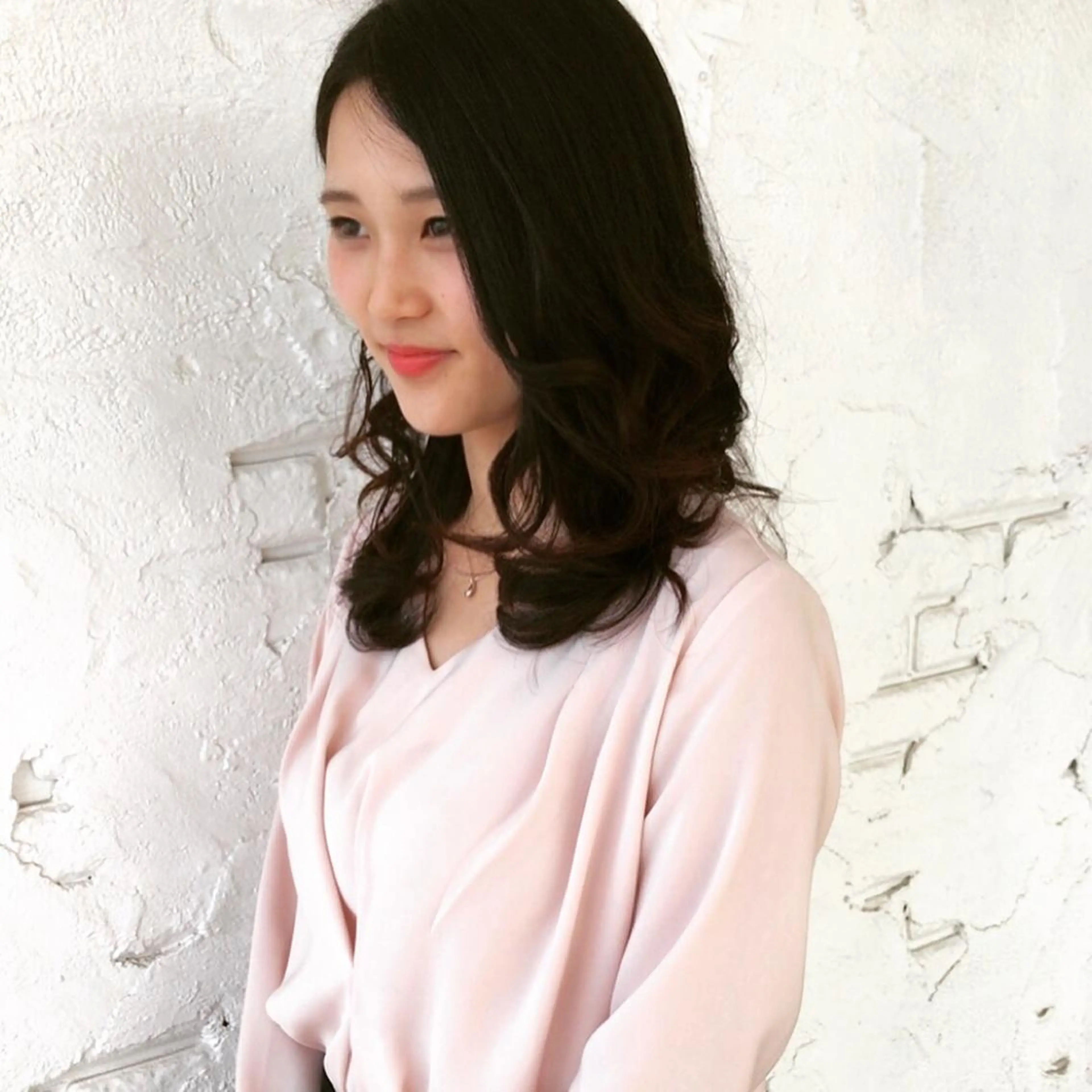 ミディアム ému エミュ　hair &spa所属・近藤 みゅうまのヘアスタイル