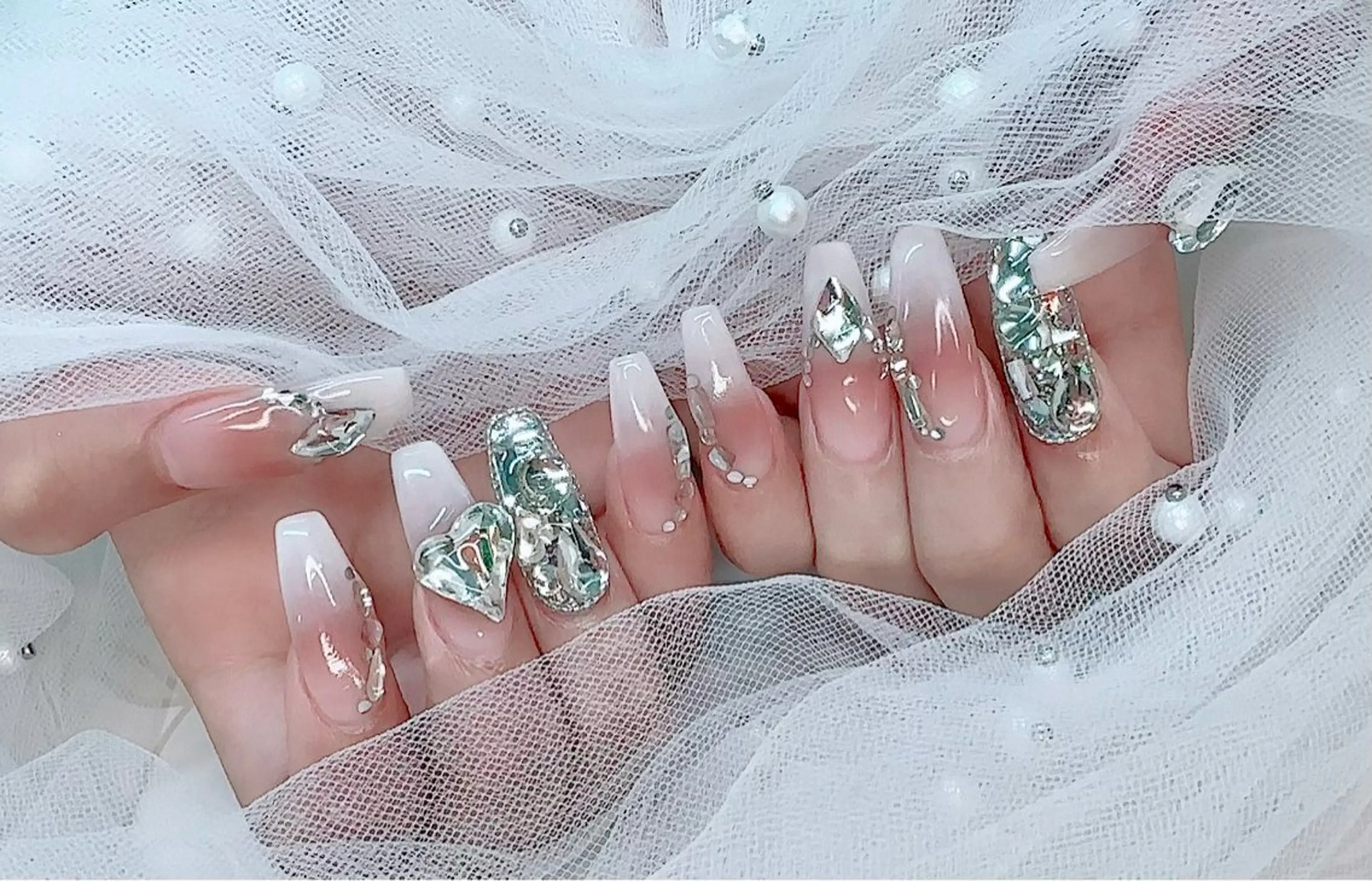 ネイル R salonのネイルデザイン