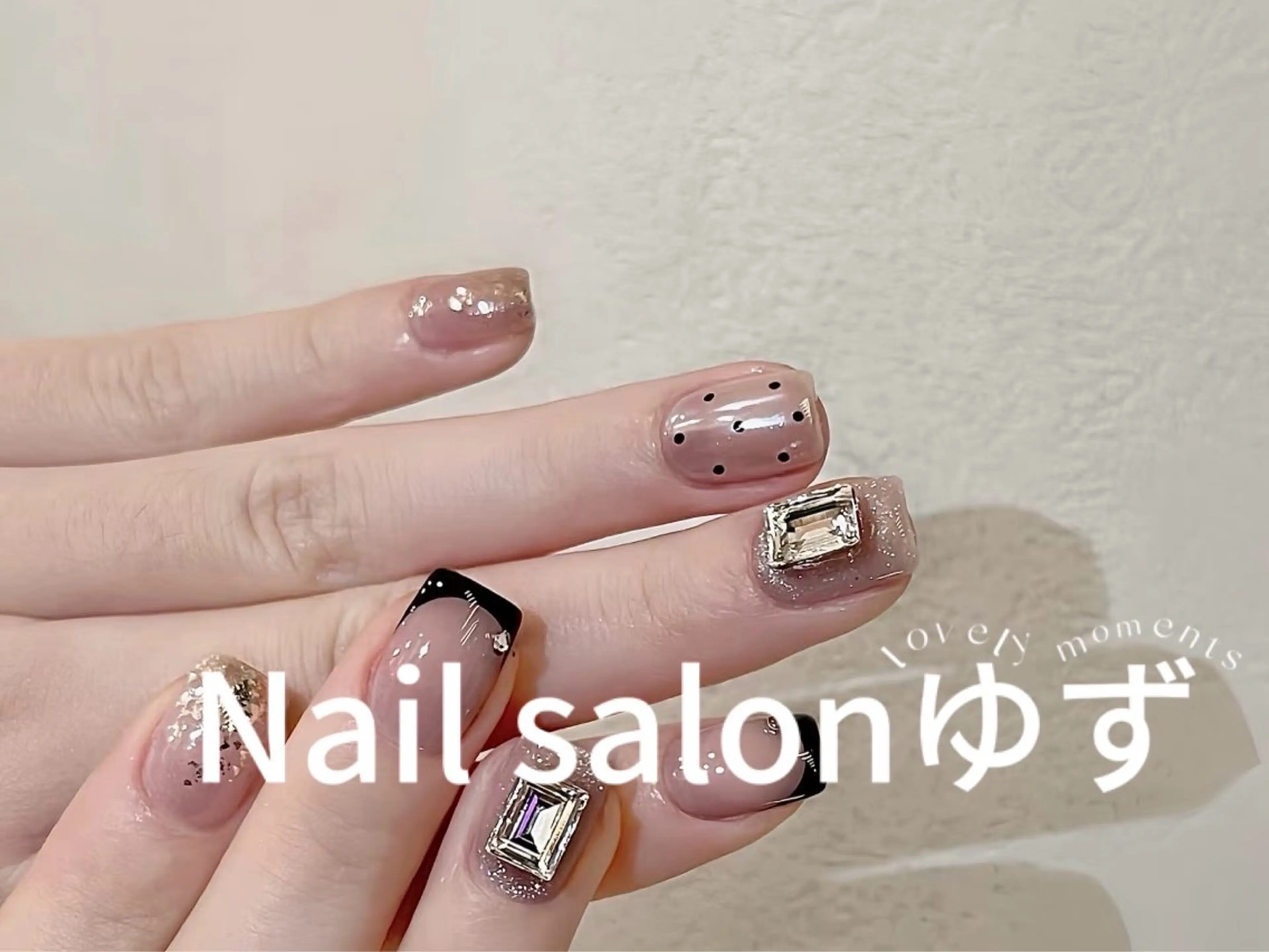 ネイル オーロラネイル フレンチネイル ジェルネイル ガラスフレンチ 韓国ネイル ハンドネイル ネイルサロン ゆずのネイルデザイン