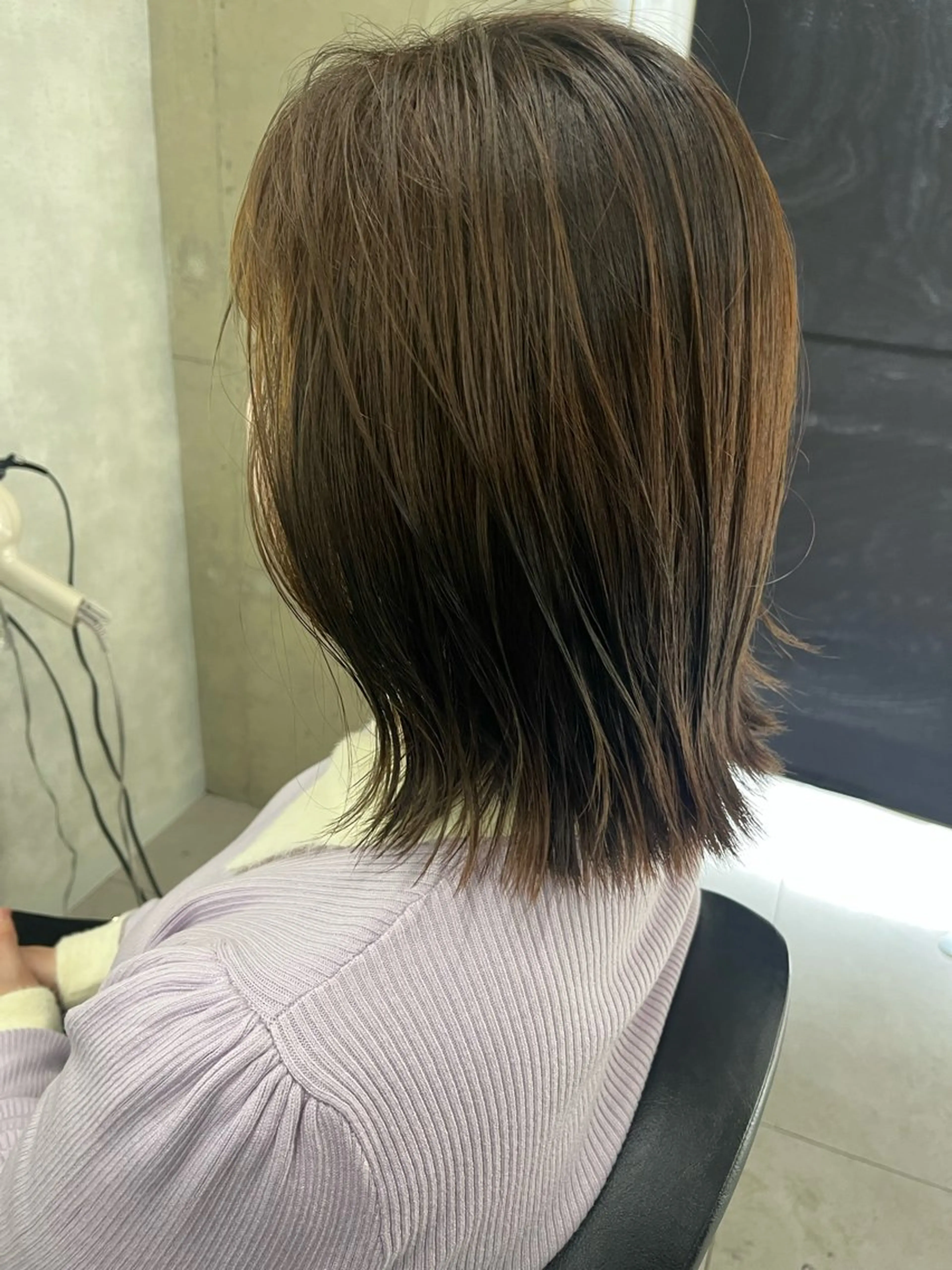 ミディアム カラー ベージュカラー オリーブベージュ anon Loemのヘアスタイル