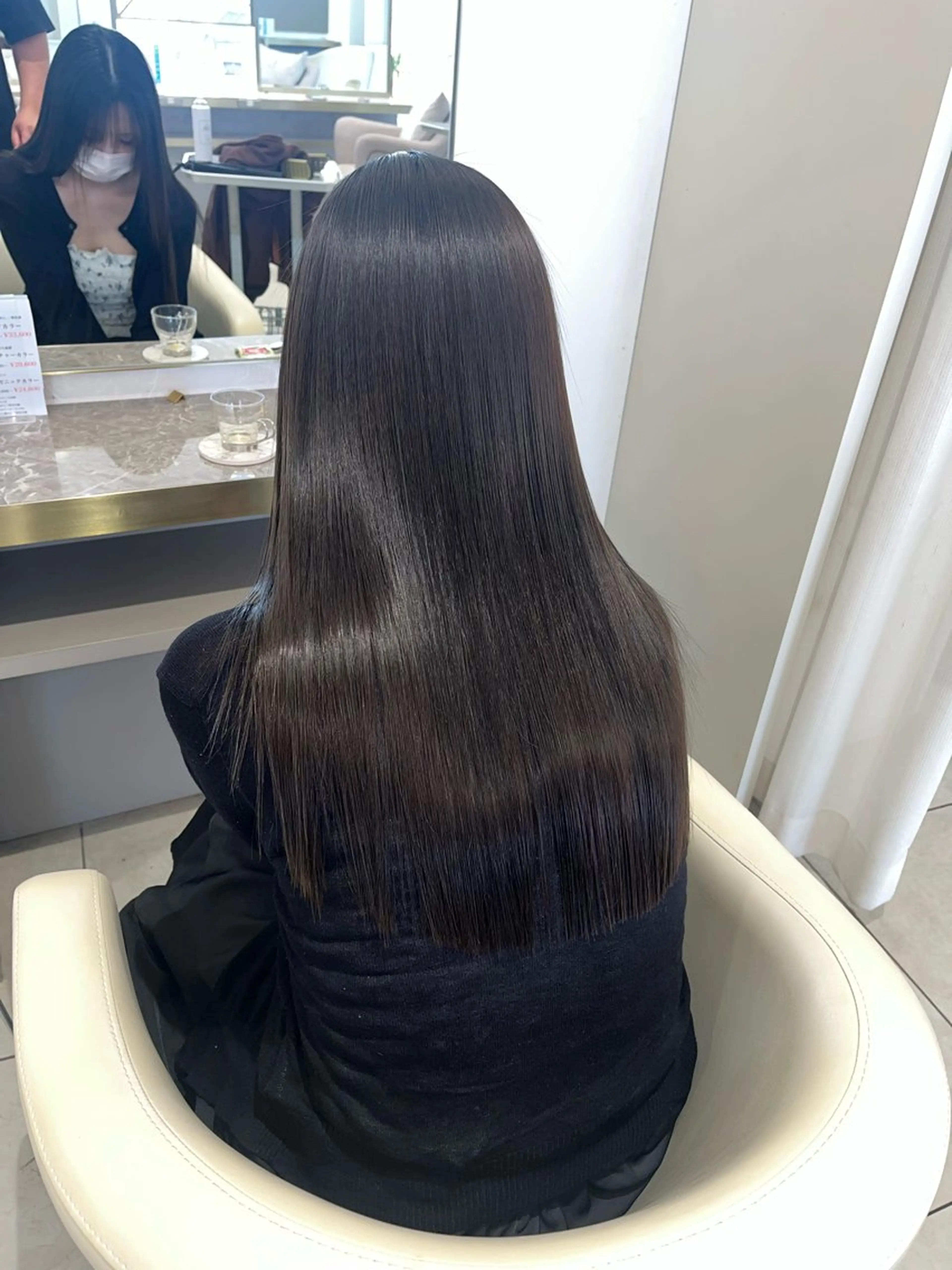 ロング 吹田 駿 髪質改善縮毛矯正のヘアスタイル