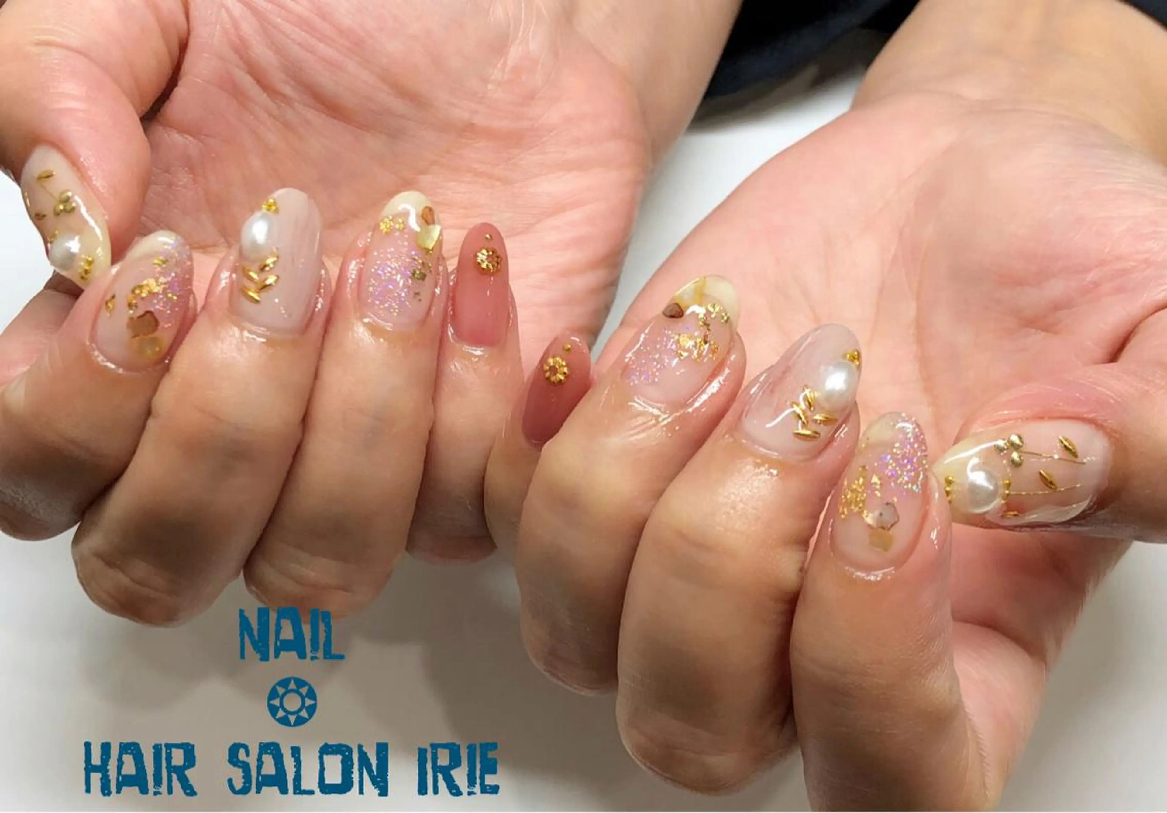 ネイル Hair salon Irie所属・與儀 知佳のネイルデザイン
