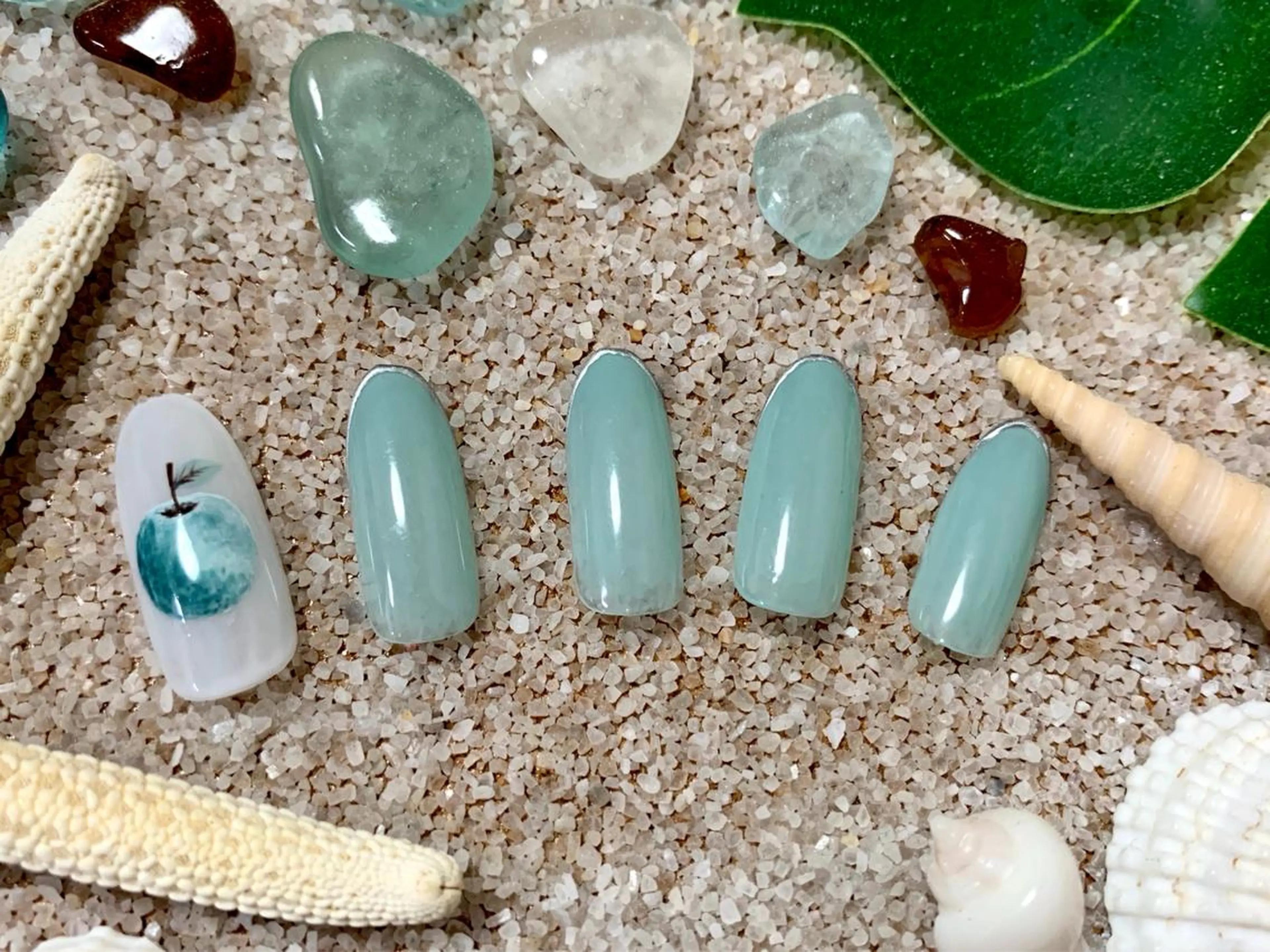 ネイル ハンドネイル Nail&Eyelash Amour(アムール)所属・山下 愛のネイルデザイン