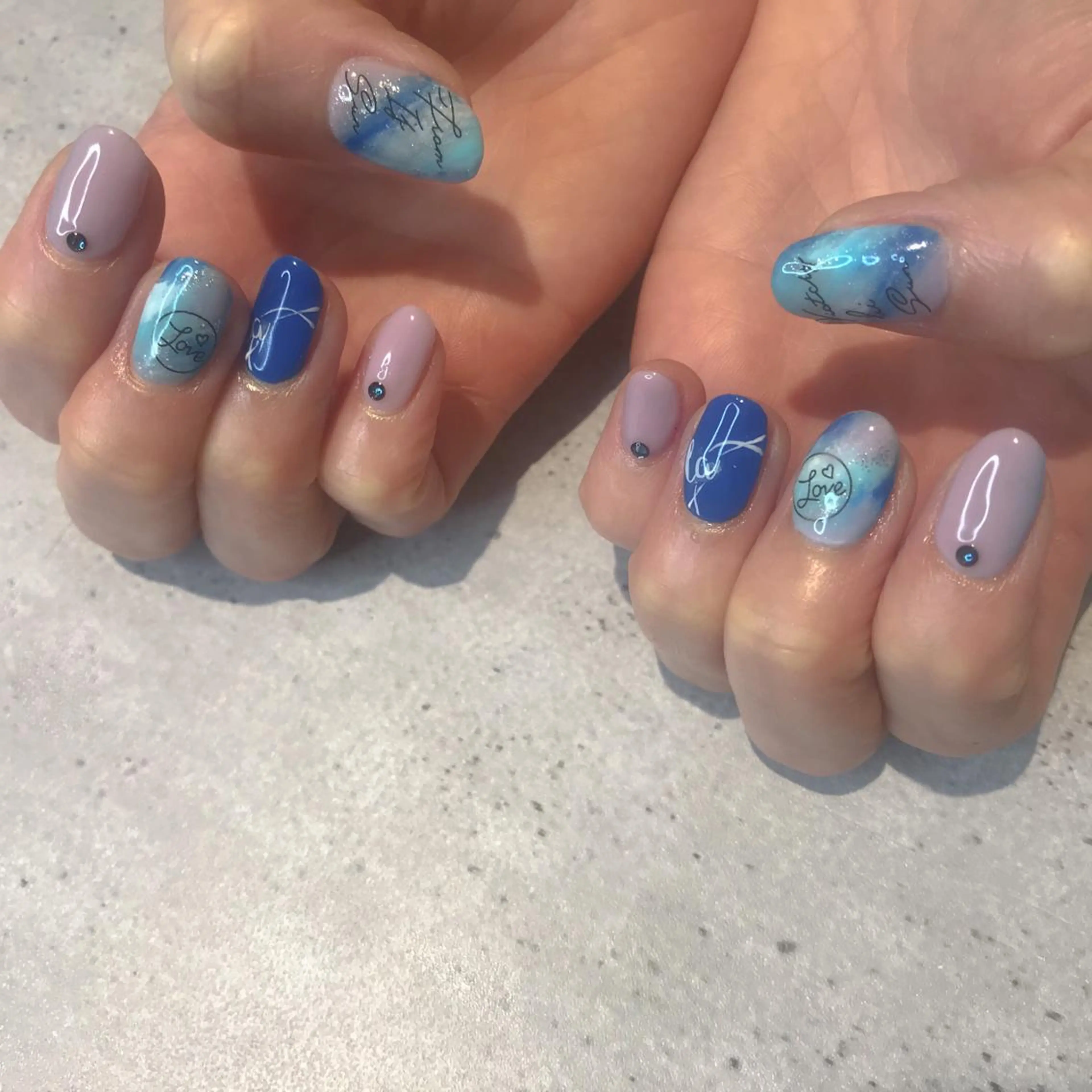 ネイル ハンドネイル 🎀1/28ご予約 ◎ 本田 知美🎀のネイルデザイン