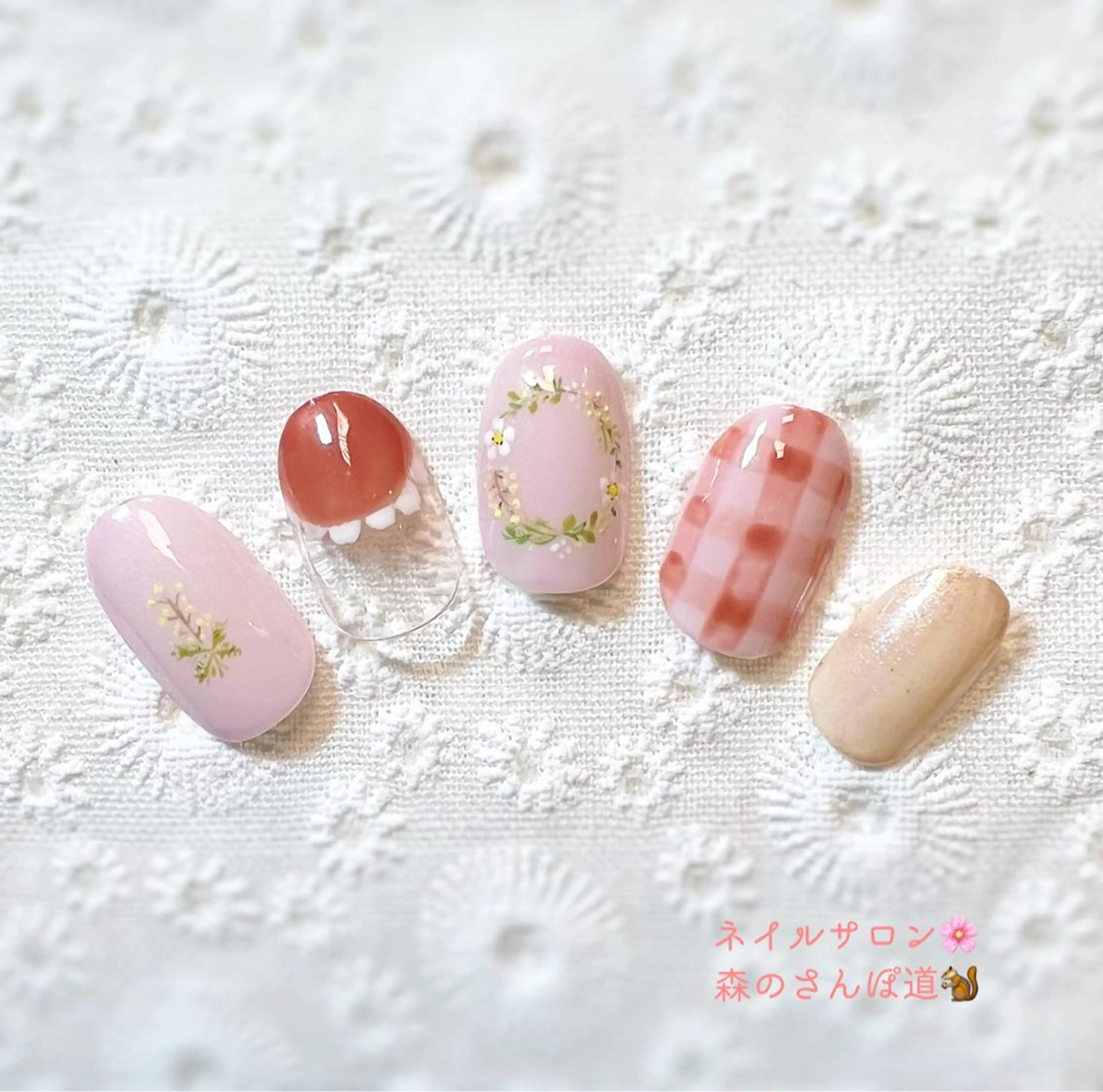 ネイル 森のさんぽ道所属・ショートネイル 森のさんぽ道のネイルデザイン