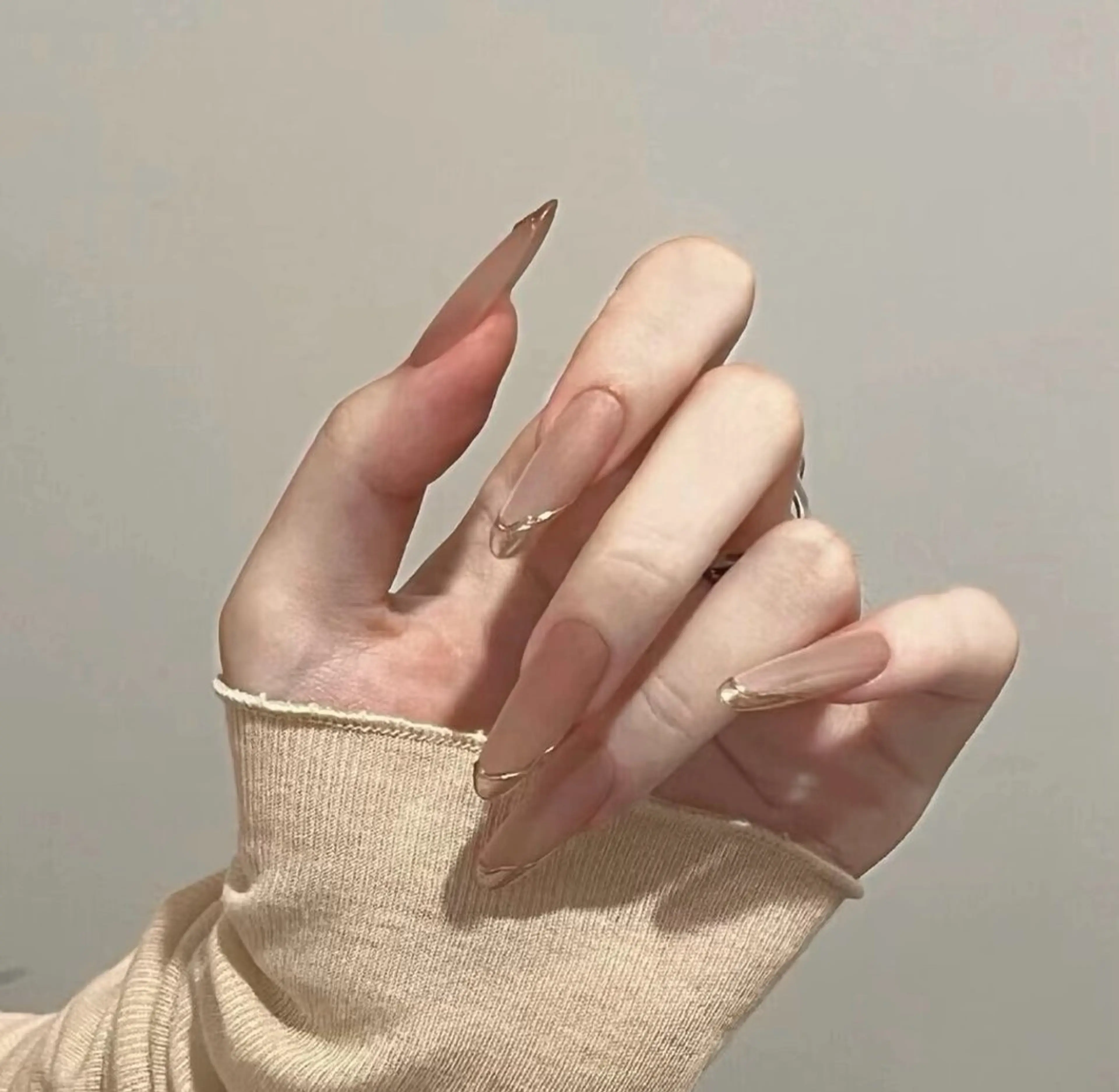 ネイル チークネイル 長さ出し フレンチネイル ガーリー 韓国ネイル sun nail池袋 モデル募集のネイルデザイン