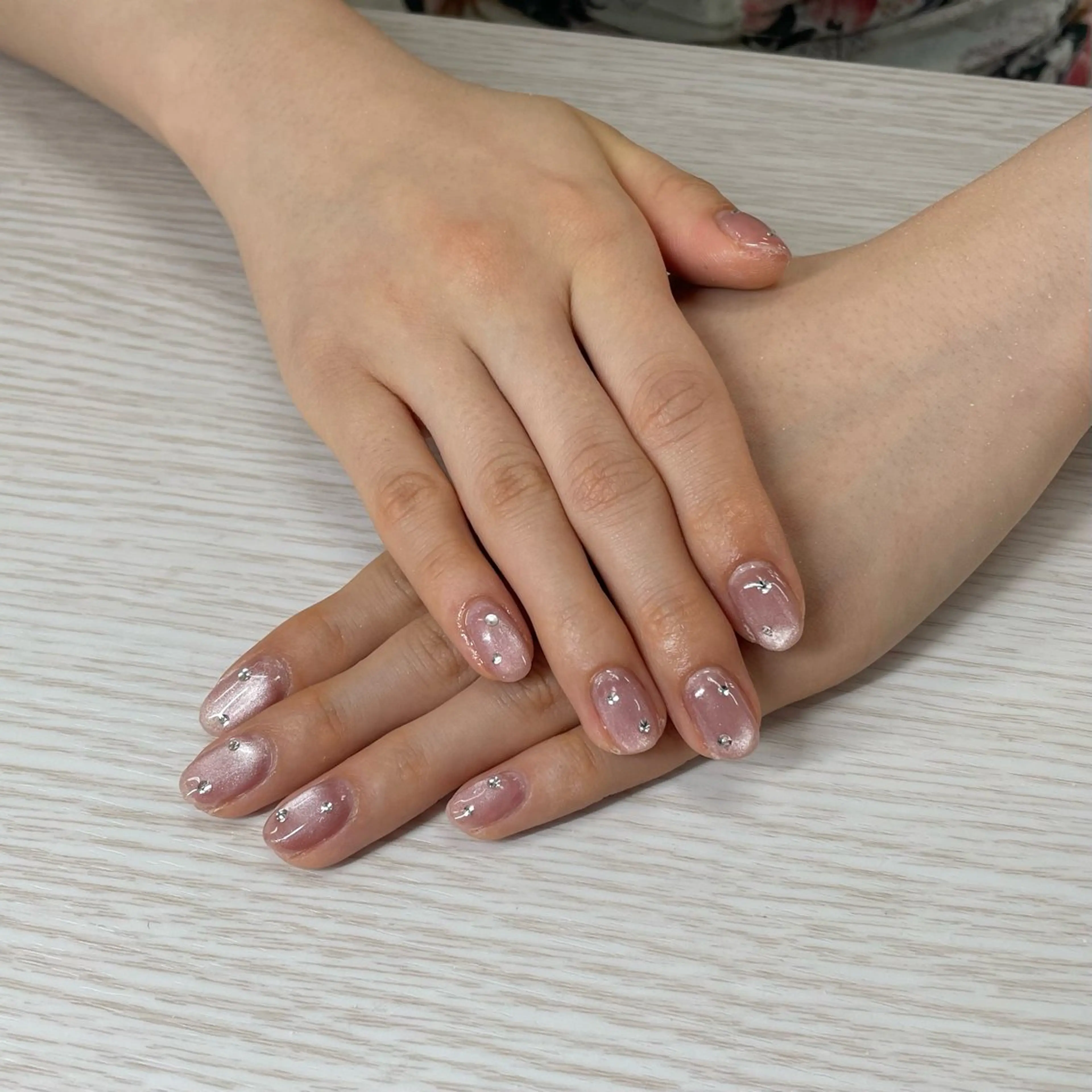 ネイル TRU NAIL&EYE立川所属・TRU ちはるのネイルデザイン