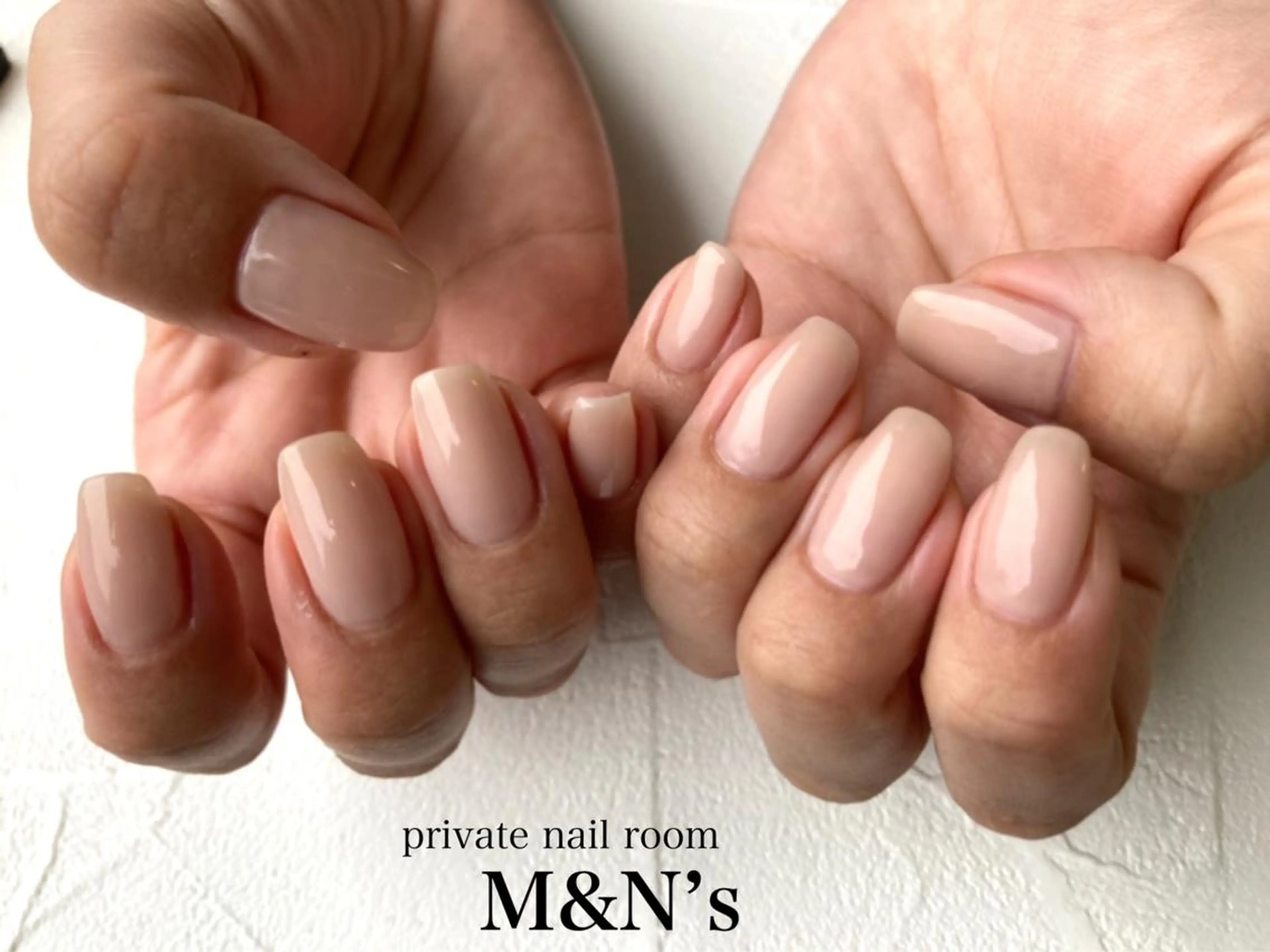 HAND ワンカラーの写真