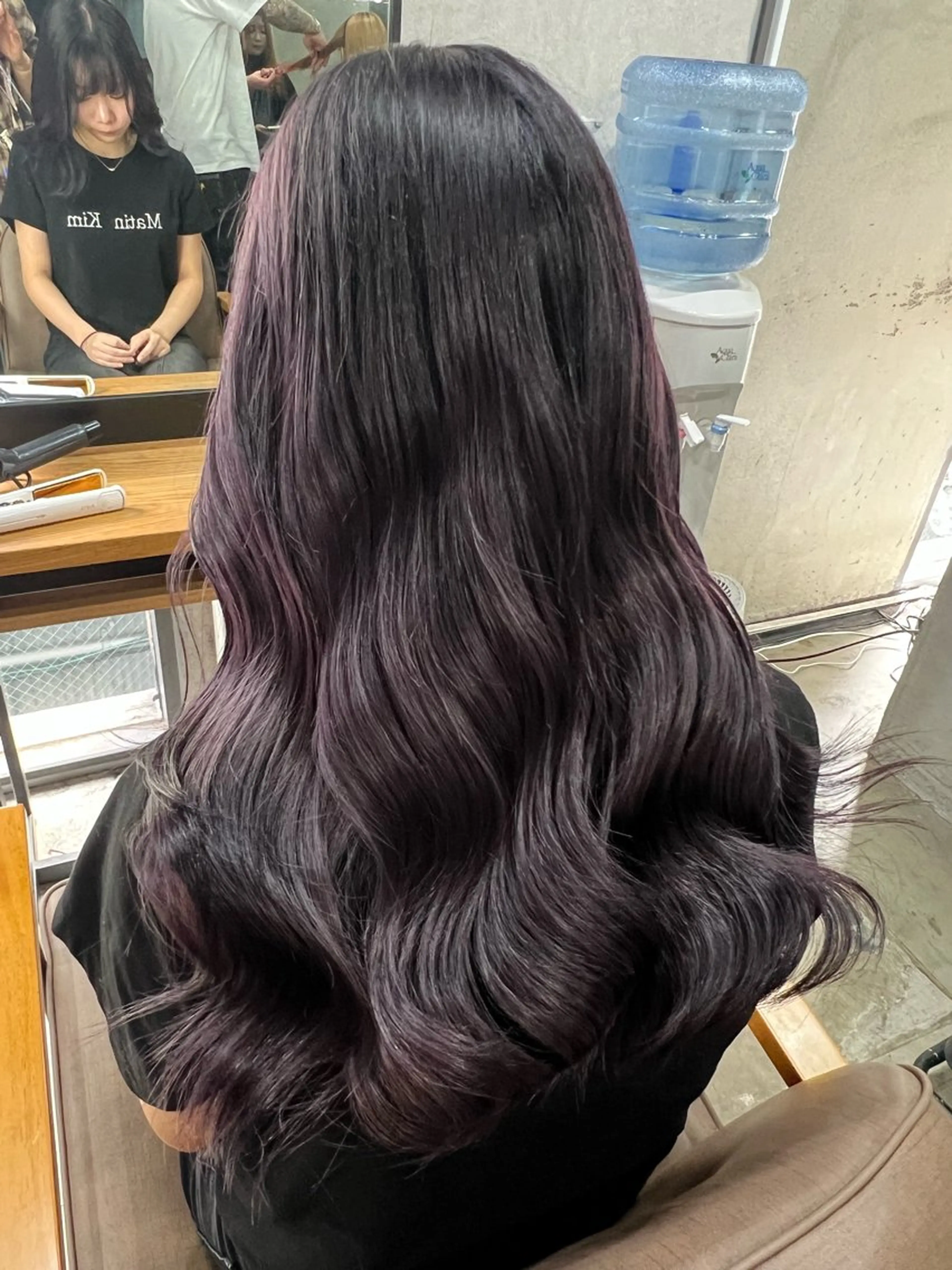 ロング カット ヘアカラー トリートメント maya レイヤーカットのヘアスタイル