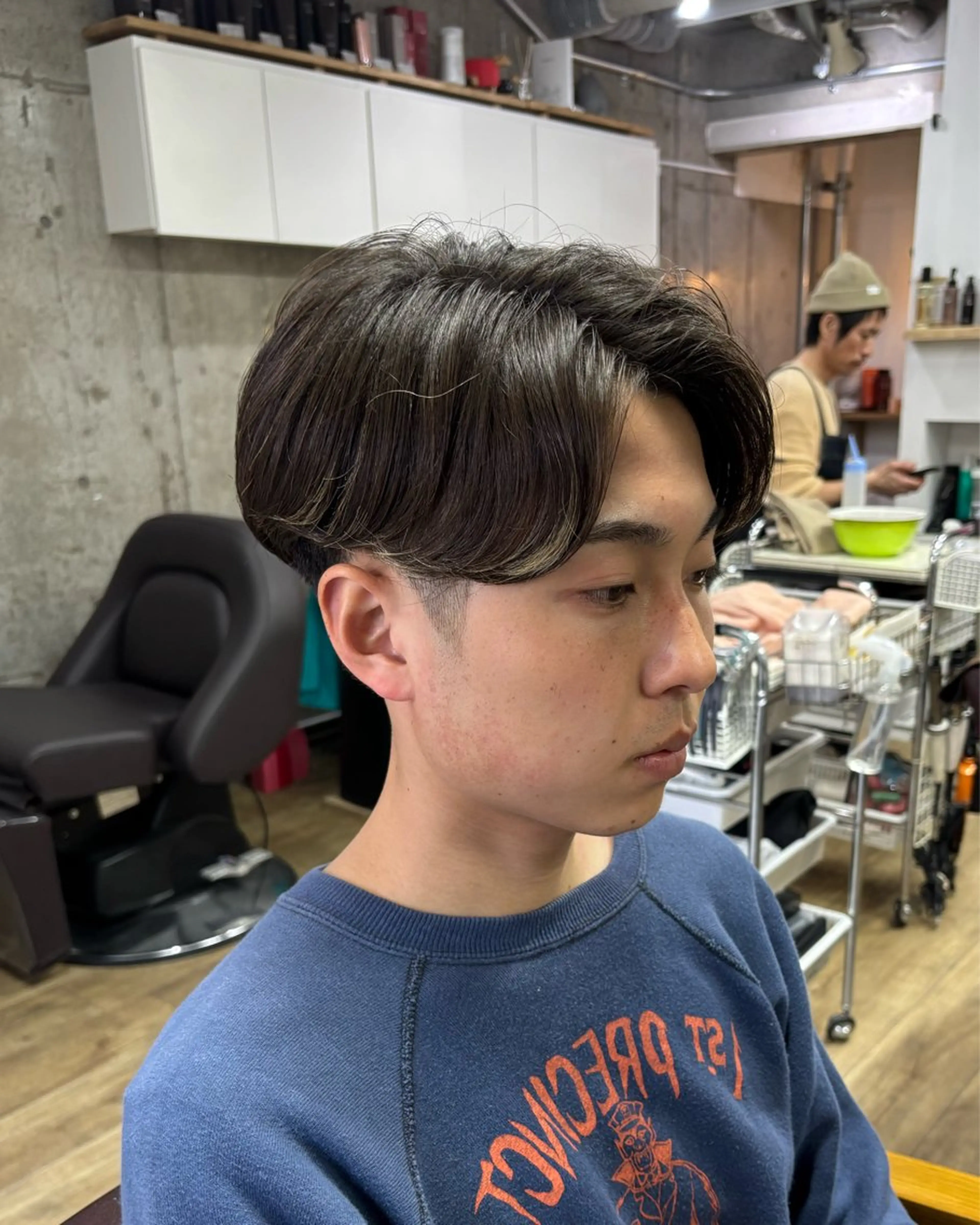 ミディアム パーマ メンズ ミディアムパーマ メンズパーマ ニュアンスパーマ homme, famille raugh【オム・ファミーユ・ラグ】所属・【メンズ特化】パーマ /マッシュ/たいちのヘアスタイル