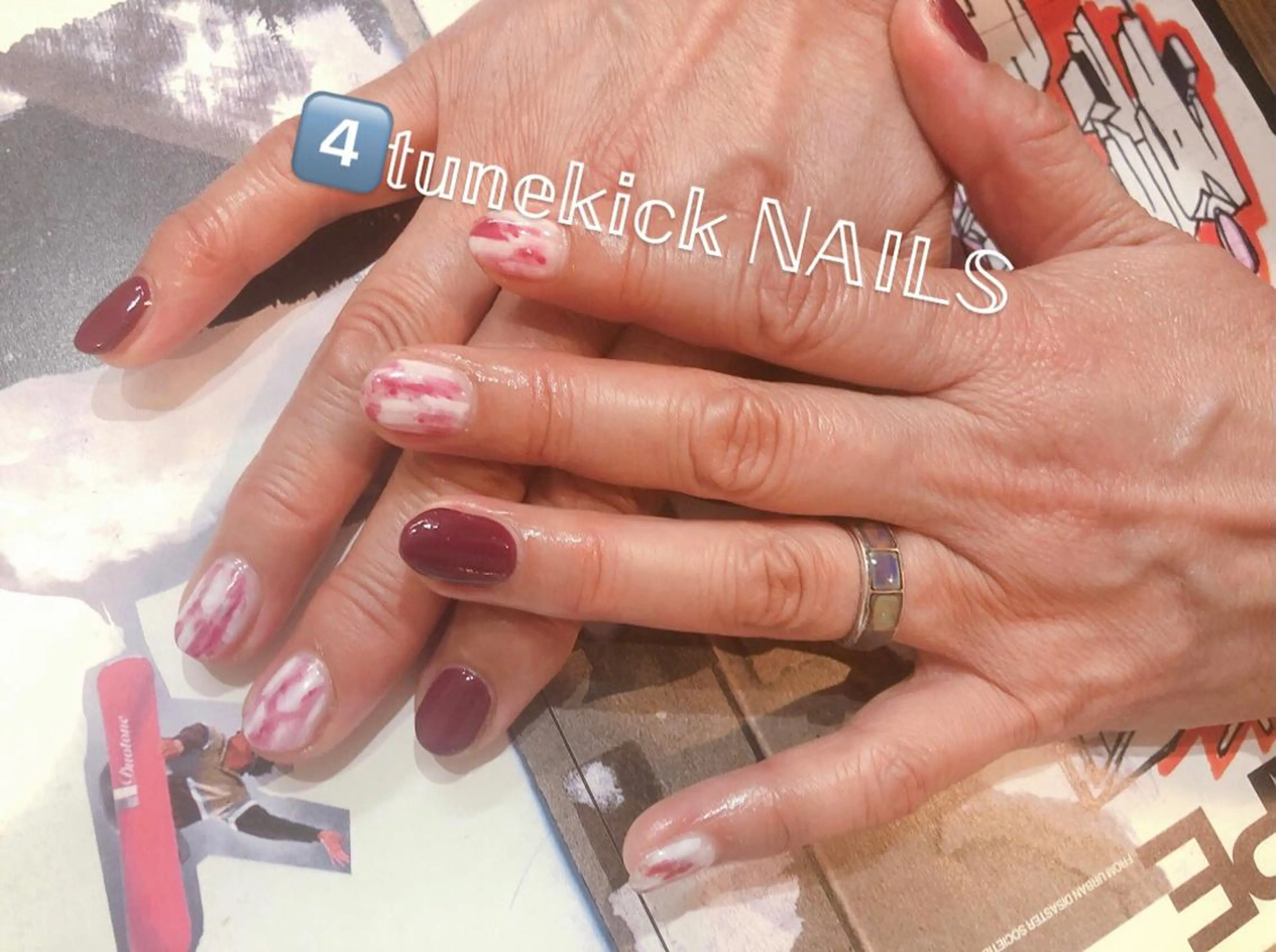 ネイル 赤色 4tunekick NAILS(フォーチュンキックネイルズ)所属・光森 淳子のネイルデザイン