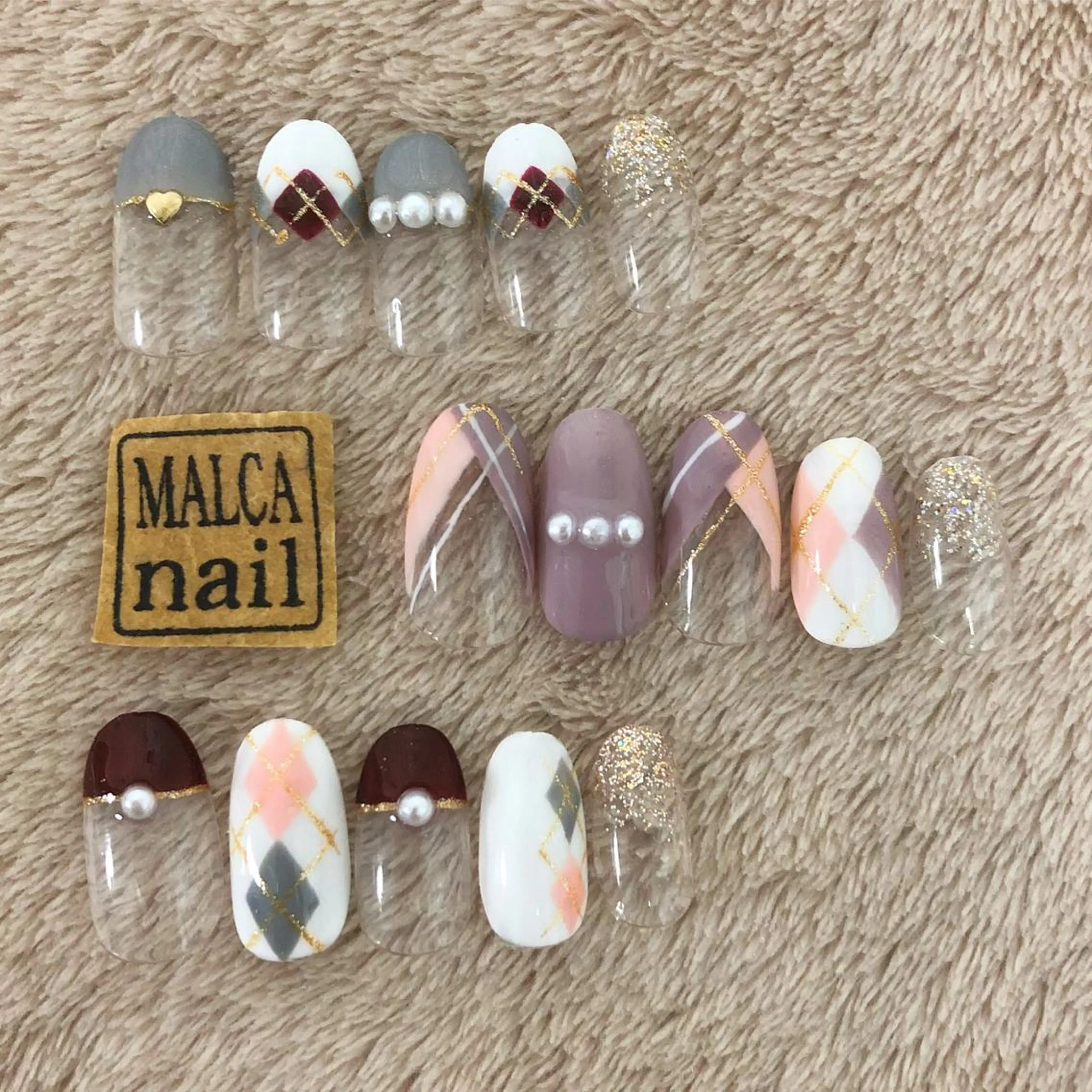 ミディアム カラー パーマ ヘアアレンジ メンズ キッズ ネイル マツエク・マツパ MALCAnail(マルカネイル)所属・荒木 莉奈のネイルデザイン