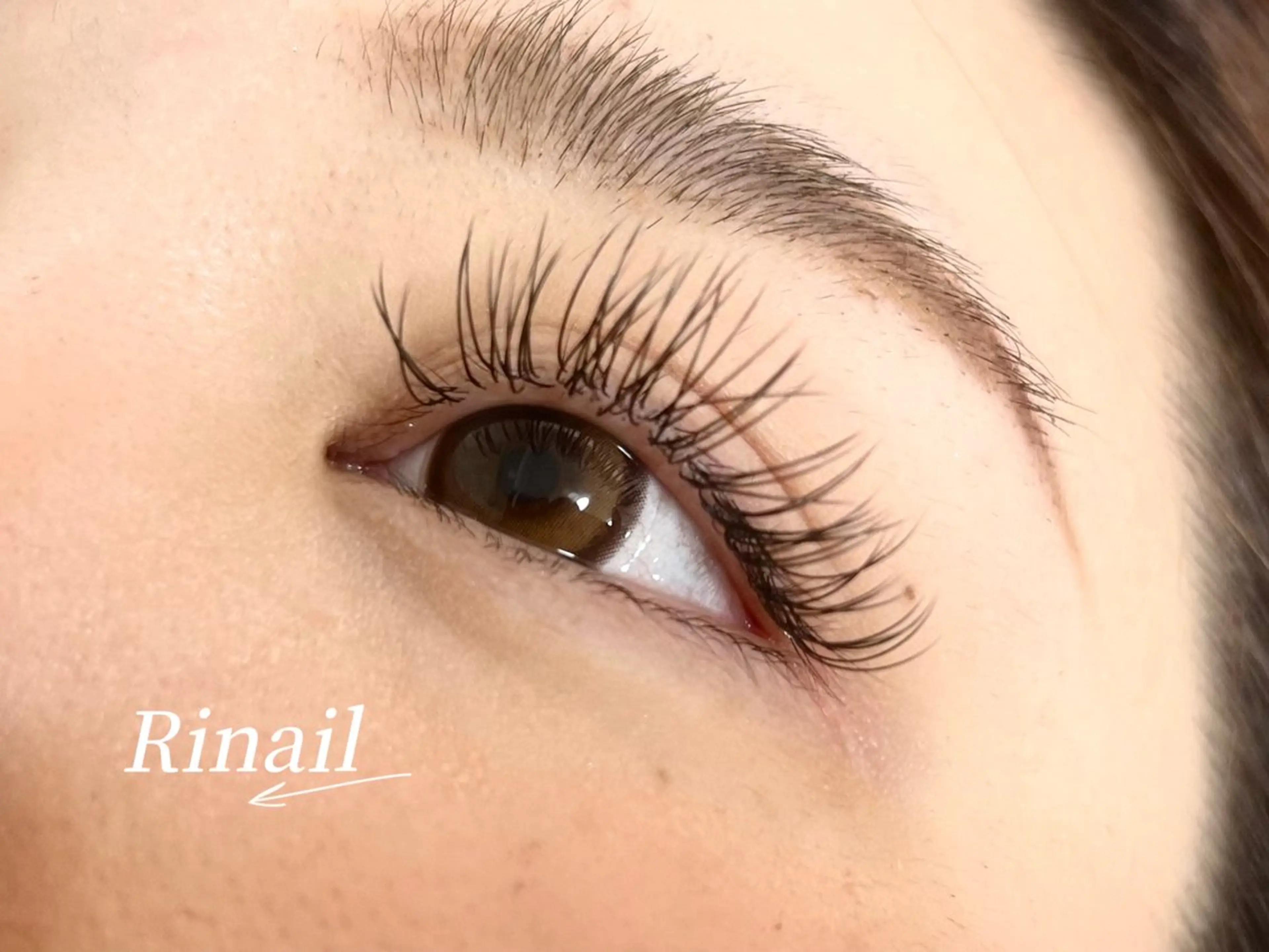 マツエク・マツパ バインドロック フラットラッシュ ナチュラル パリジェンヌラッシュリフト まつげパーマ YK Rinのネイルデザイン