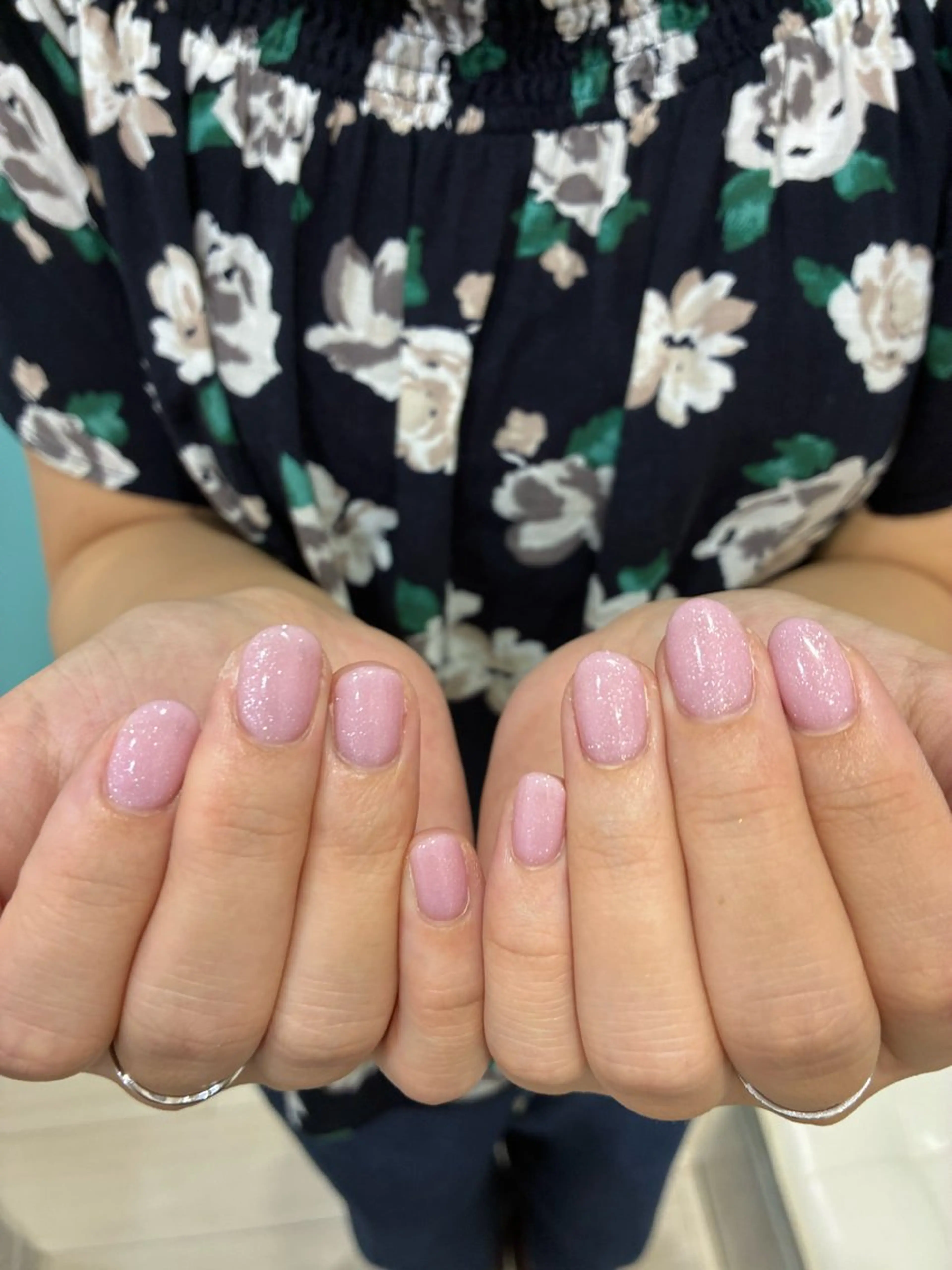 ネイル ワンカラーネイル ハンドネイル 13日3980円‼️ マグもデザインも◎のネイルデザイン