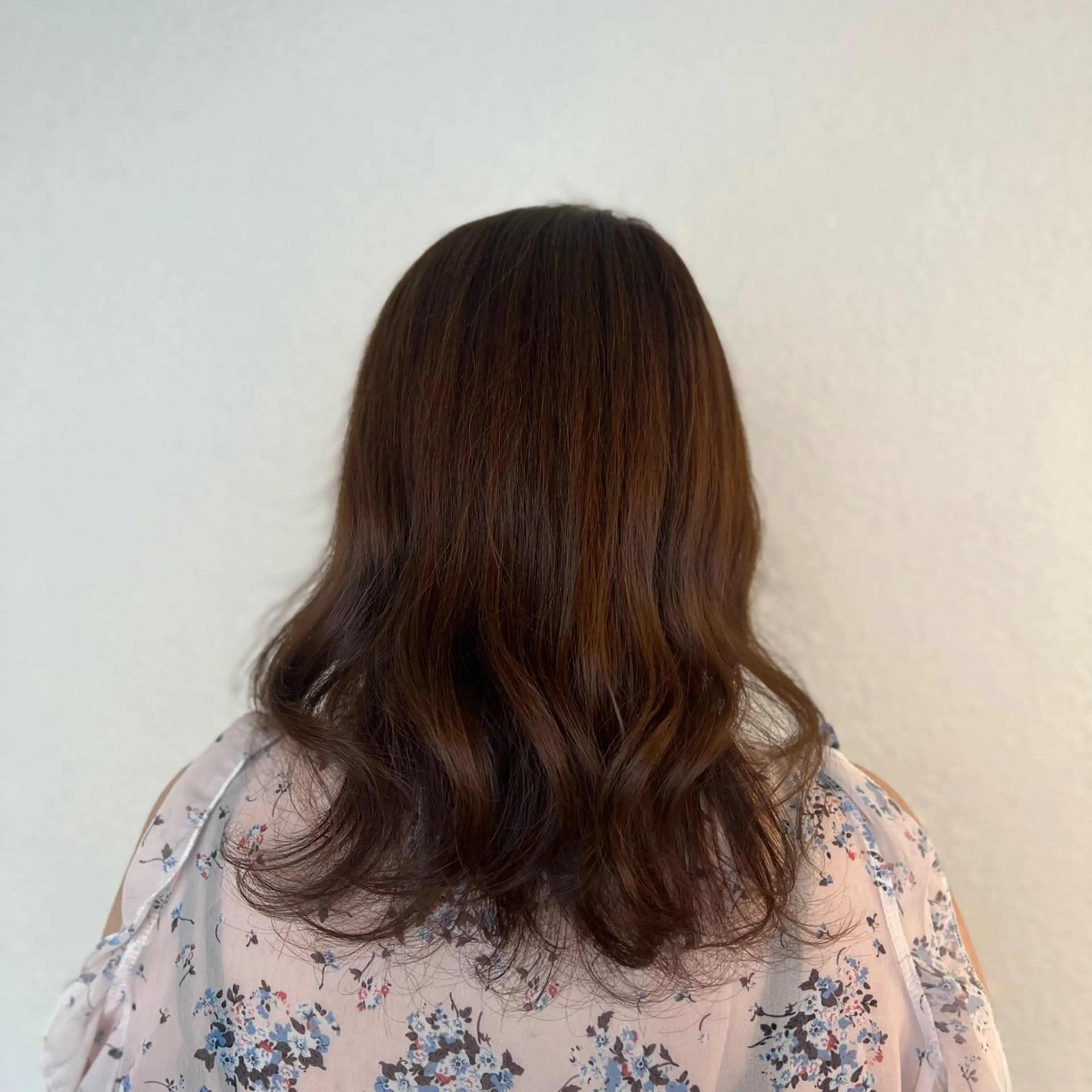 ミディアム カラー ブラウンカラー 似合わせレイヤー / 栄 / はるな🌼のヘアスタイル