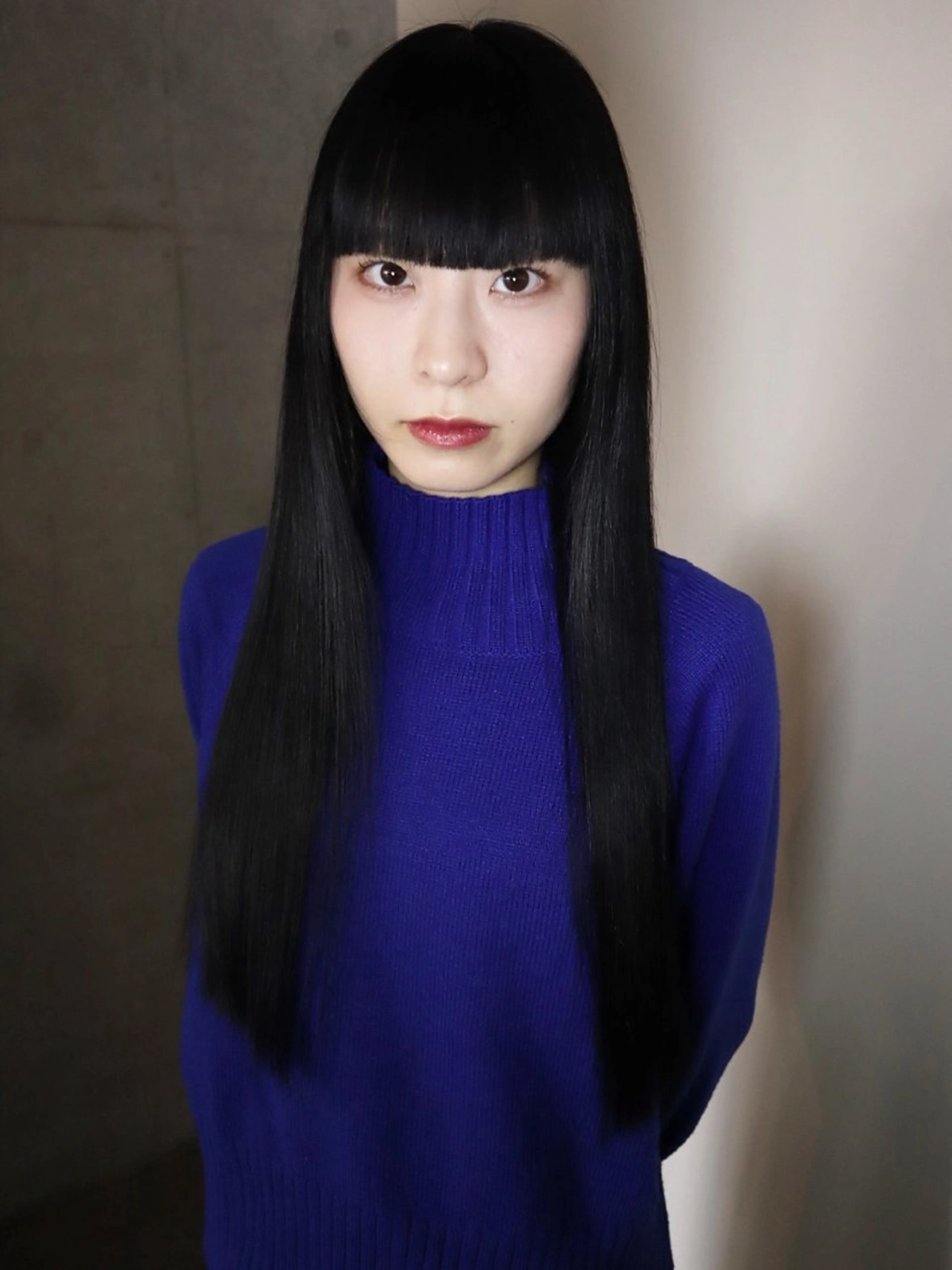 ロング カラー 金尾 凜のヘアスタイル