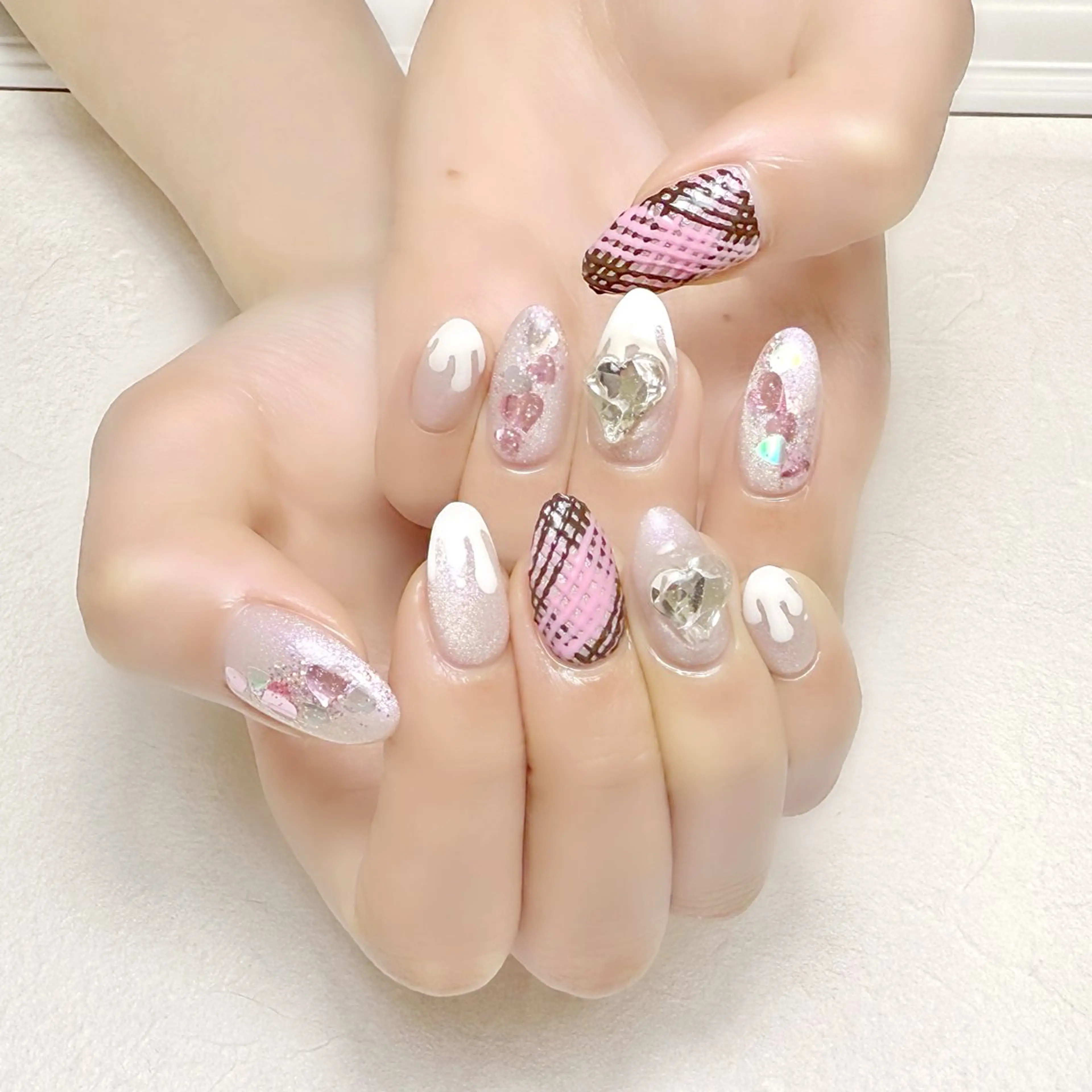 ネイル ハート バレンタイン rouse nail RISATOのネイルデザイン