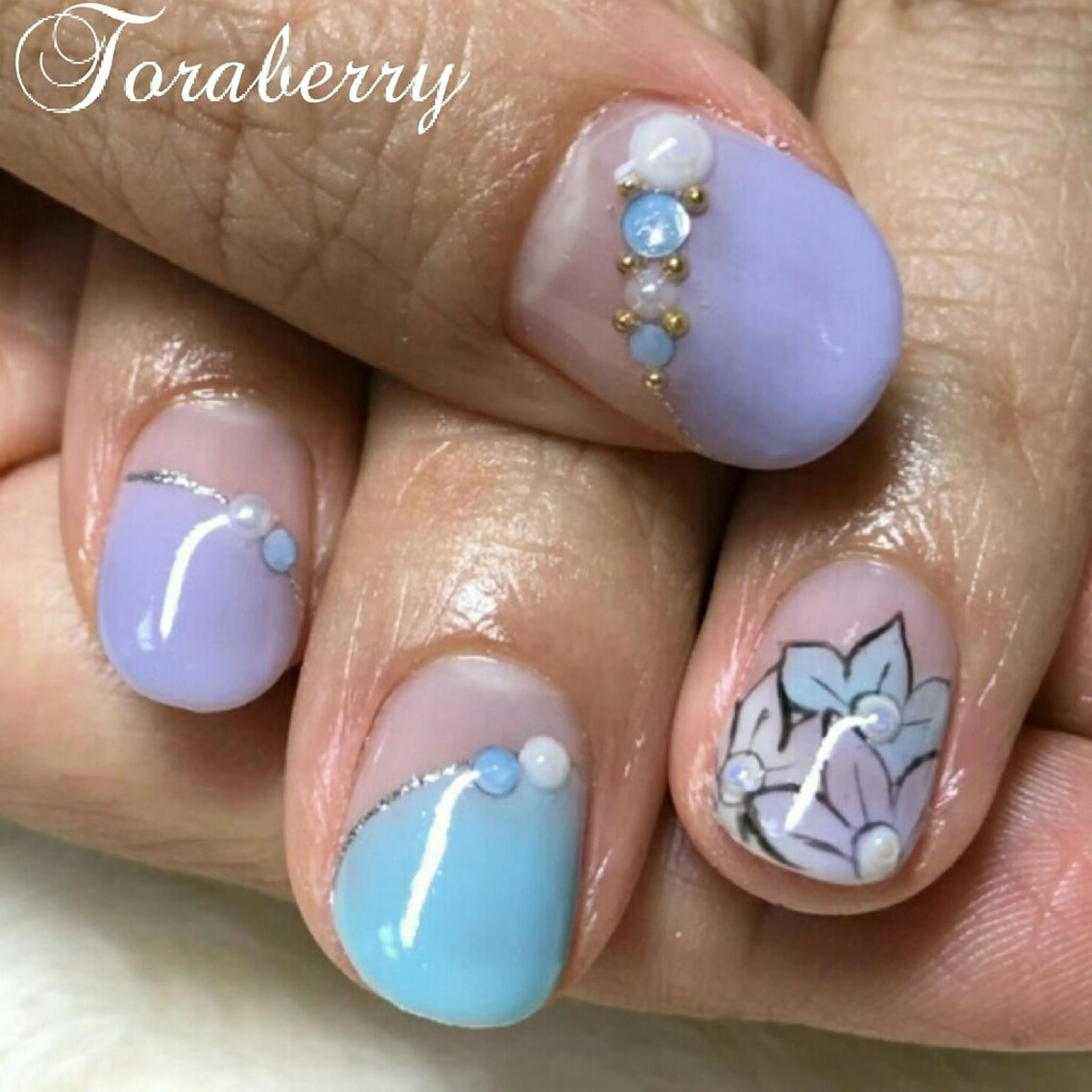 ネイル ハンドネイル ネイリスト なつみのネイルデザイン