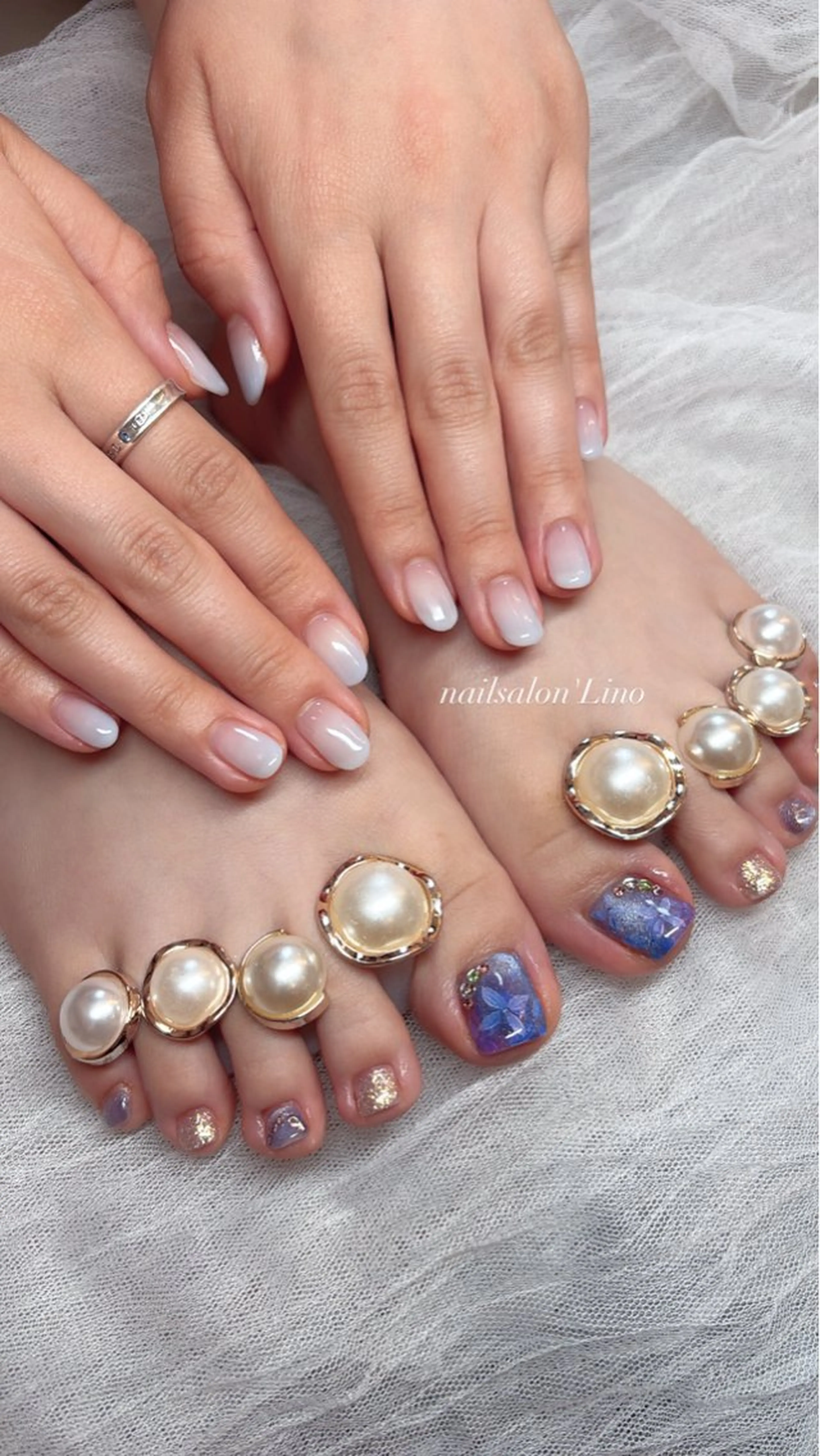 ネイル フットネイル グラデーション Lino𓂃⟡.· Chizuruのネイルデザイン
