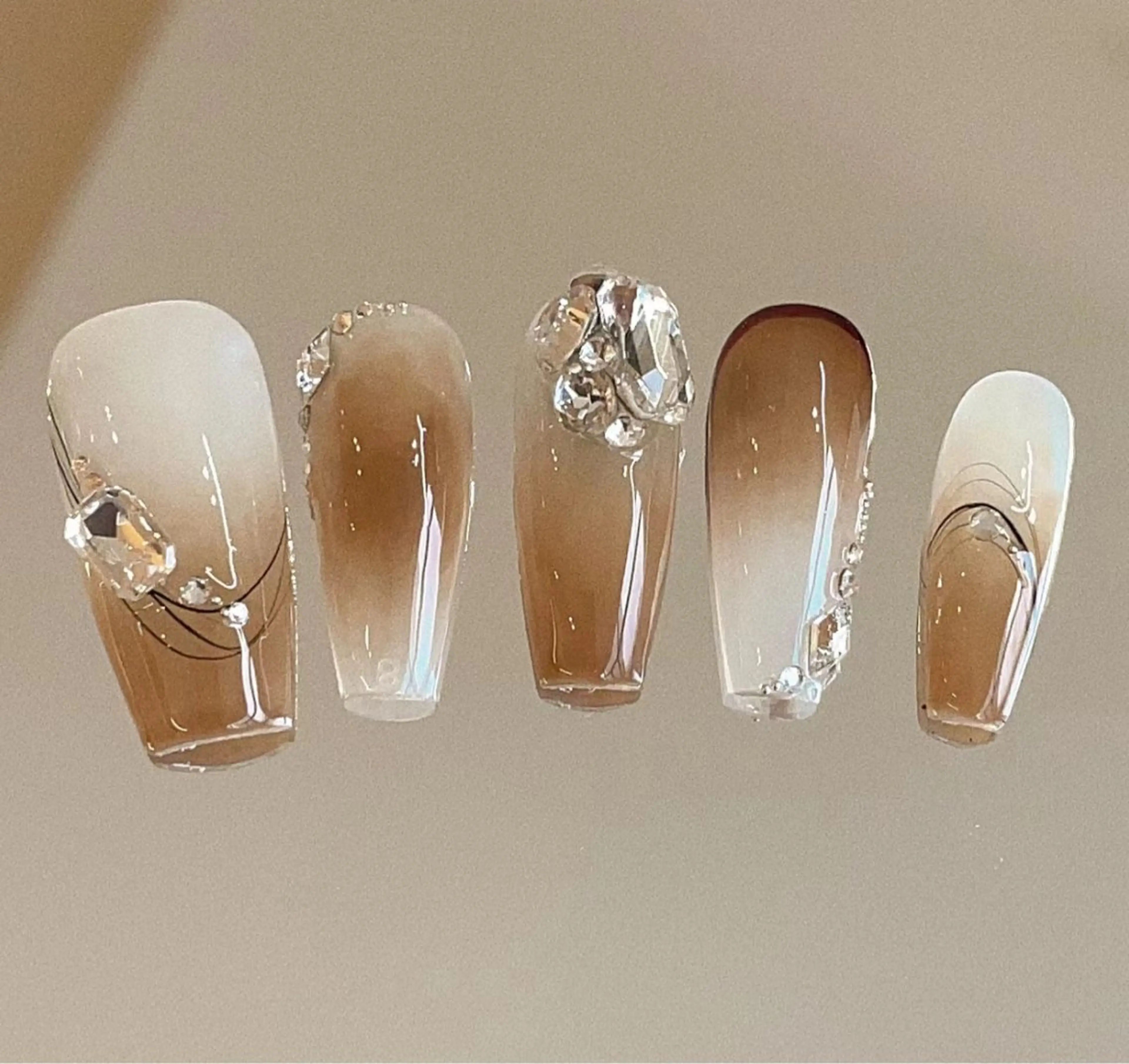 ネイル ☺️Sen 千💕のネイルデザイン