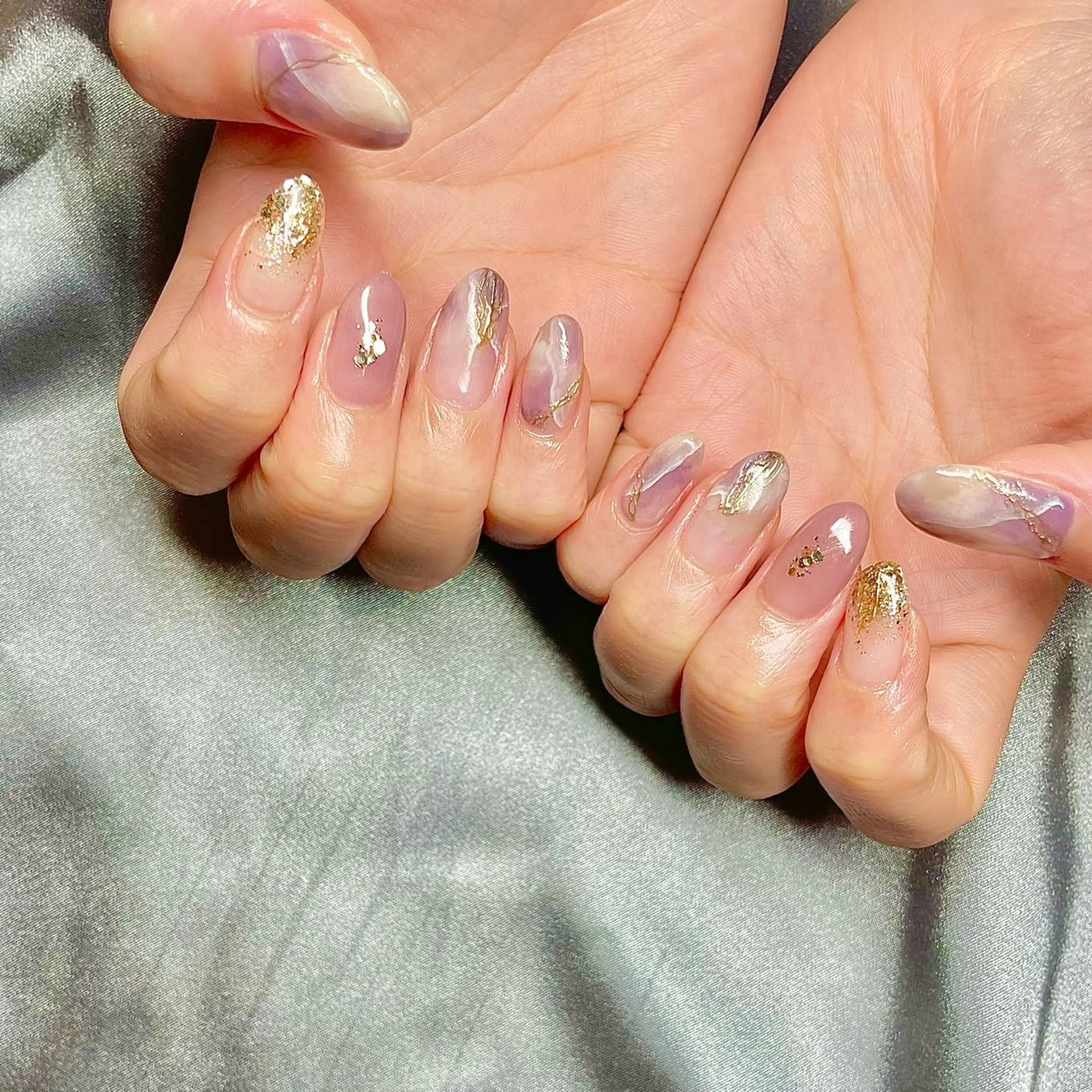 セミロング カラー パーマ ヘアアレンジ メンズ キッズ ネイル マツエク・マツパ アイブロウ ラベンダーカラー ミラーネイル ハンドネイル ハンドケア nail&eye Aoのマツエク・マツパデザイン