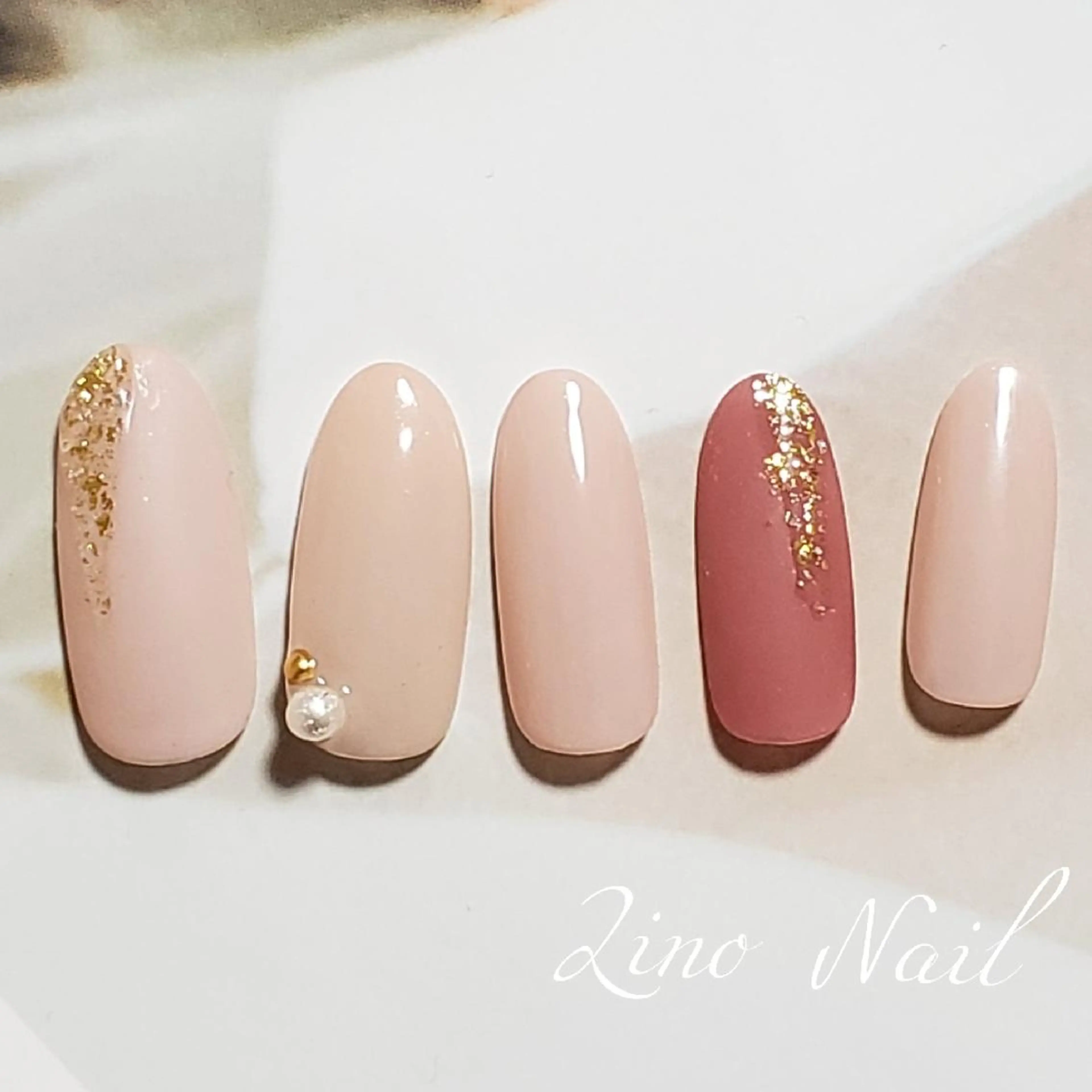 ネイル ジェルネイル キラキラネイル ニュアンスネイル ワンカラーネイル パラジェル Lino Nailのネイルデザイン
