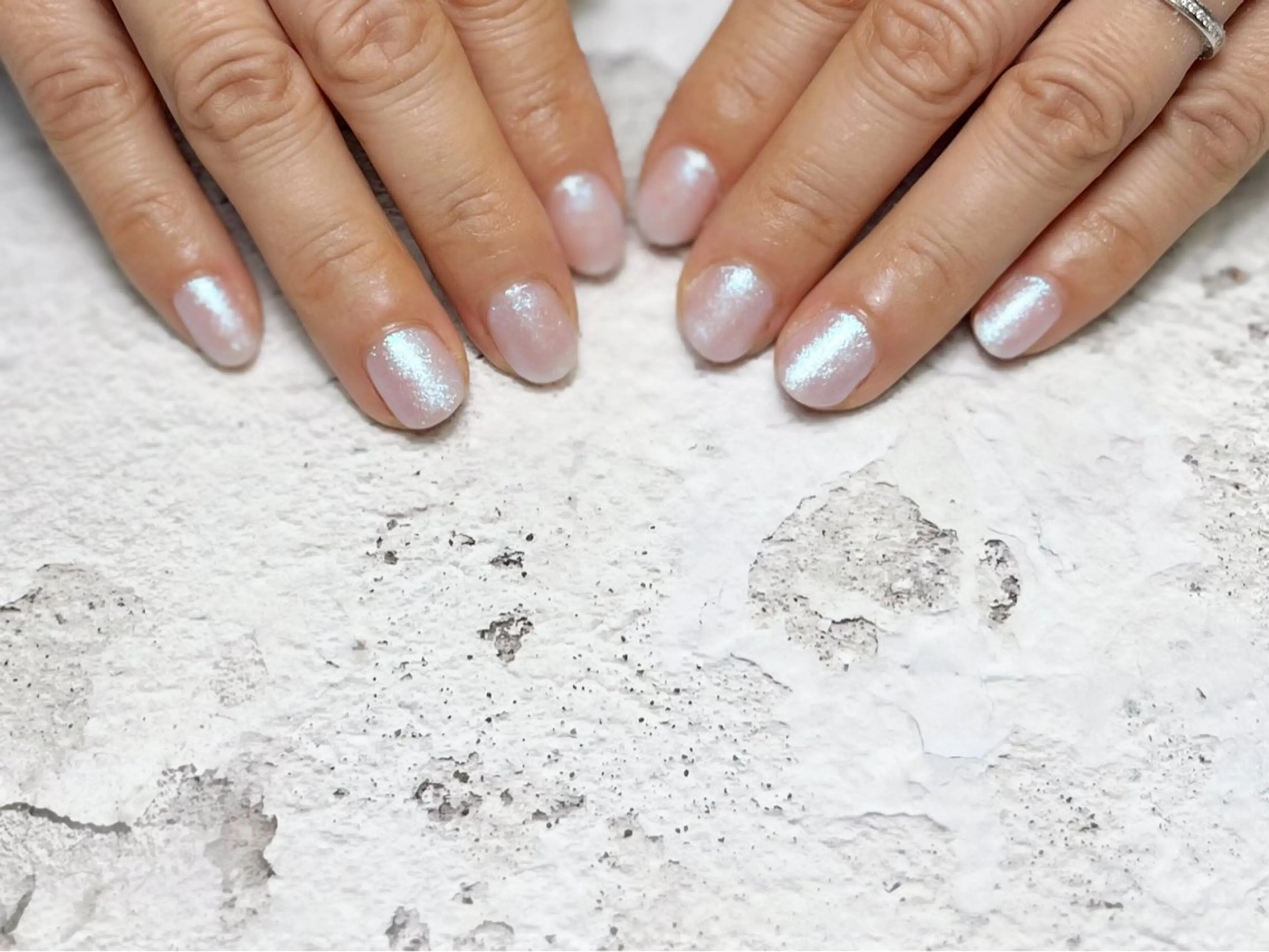 ネイル ネイルサロン ERFOLG  銀座【エアフォルク】所属・冨永 さくらのネイルデザイン