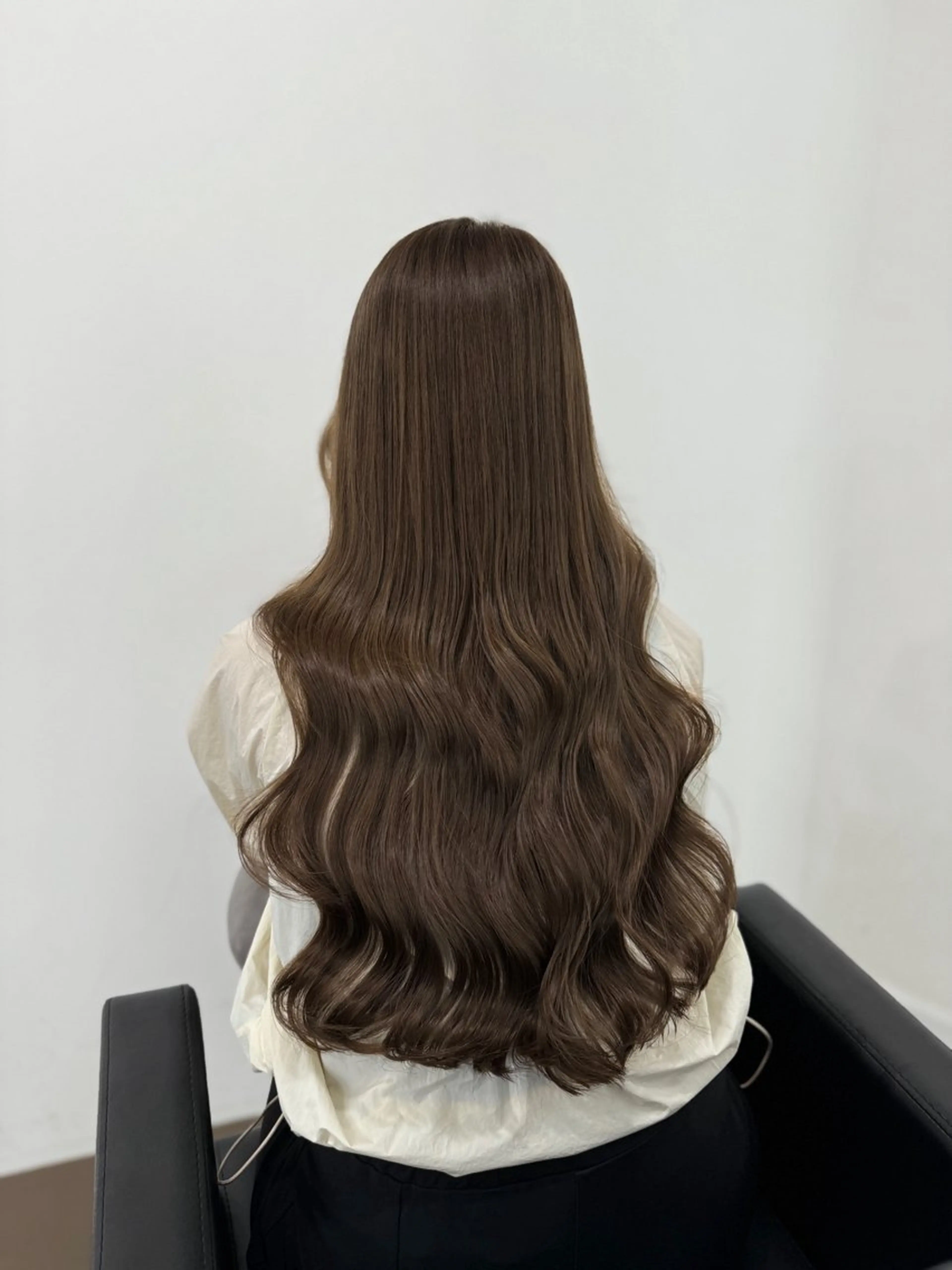 ロング ボブ くびれヘア 髪質改善 韓国風ヘア レイヤーカット 【ioe岡本】🐶 向井歩のヘアスタイル