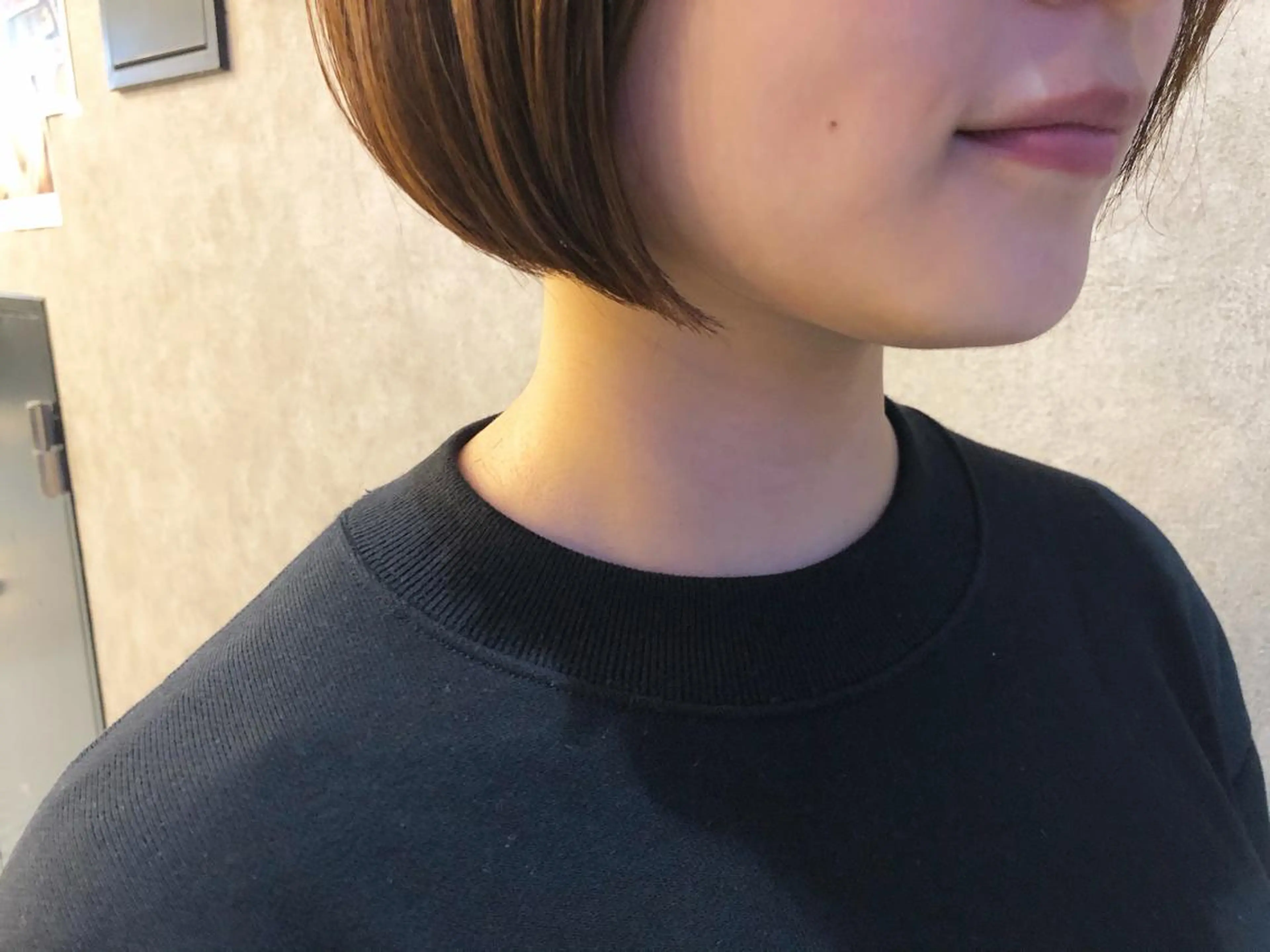 ショート 顔周りレイヤー/韓国 ブリーチminamiのヘアスタイル