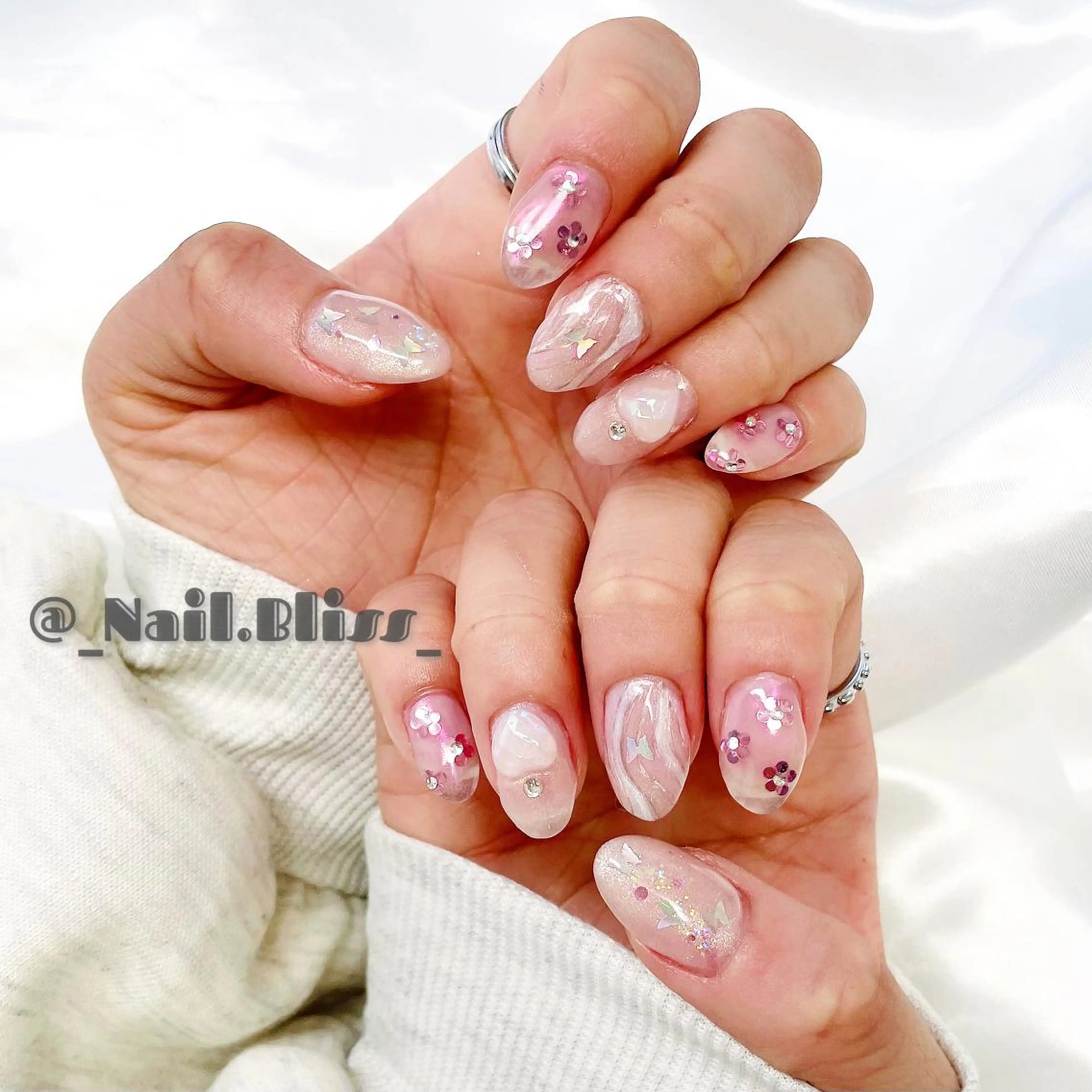 ネイル オーロラネイル クリアネイル ハンドネイル NAIL BLISSのネイルデザイン