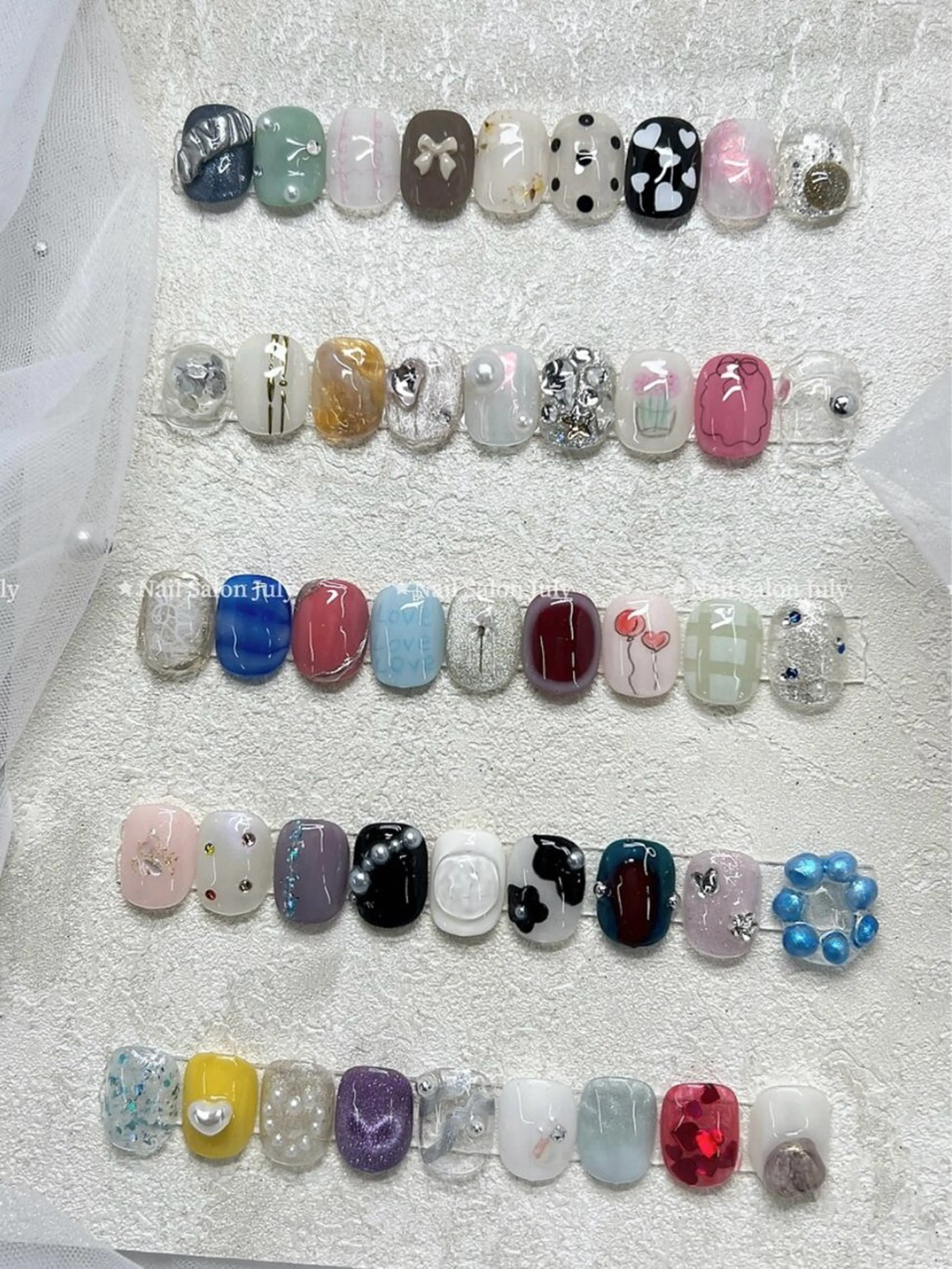 ネイル アートネイル オーロラネイル ジェルネイル ガーリー キラキラネイル July モモのネイルデザイン