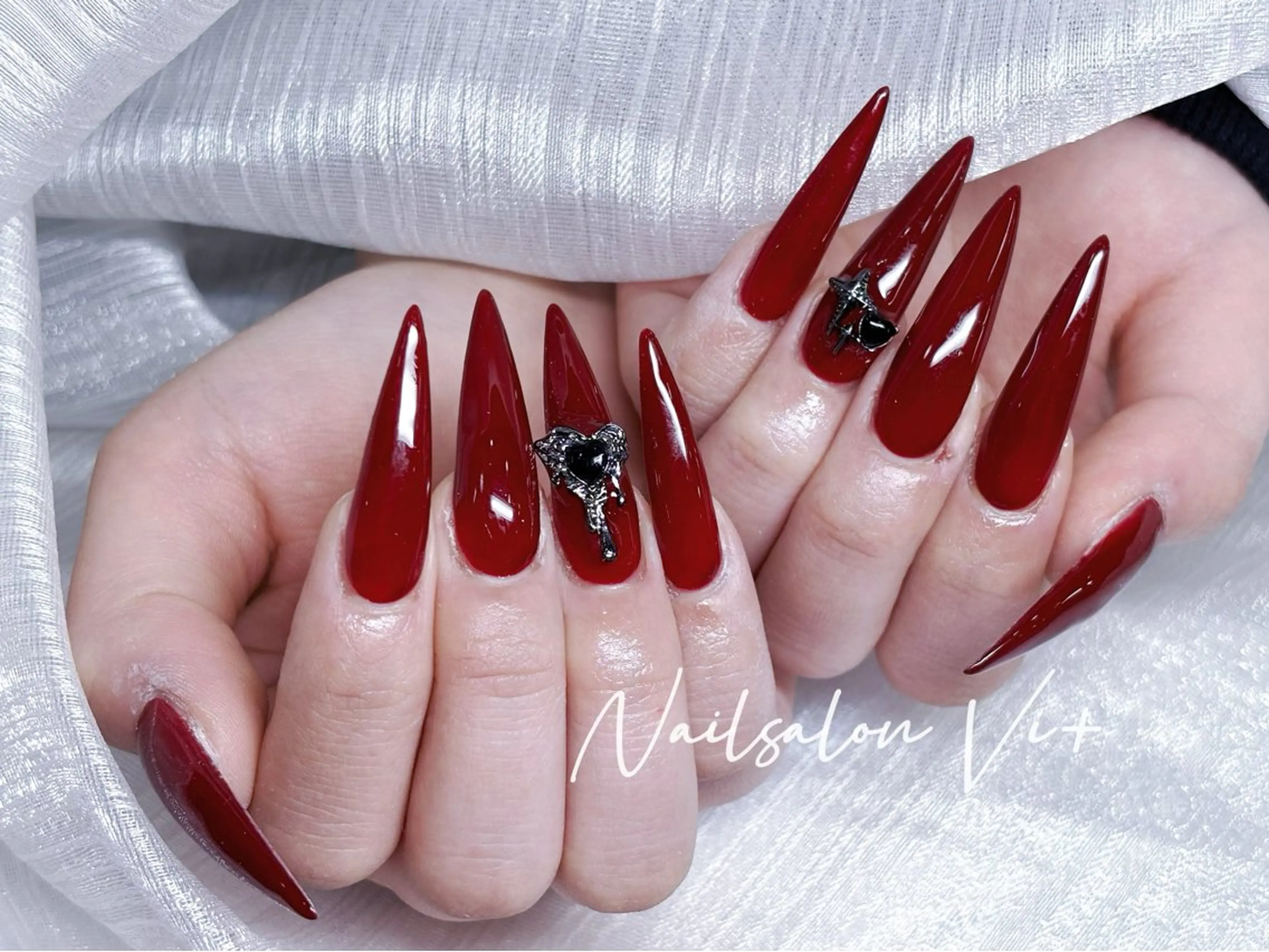 ネイル ハンドネイル Nailsalon Vi+ももか🩷のネイルデザイン