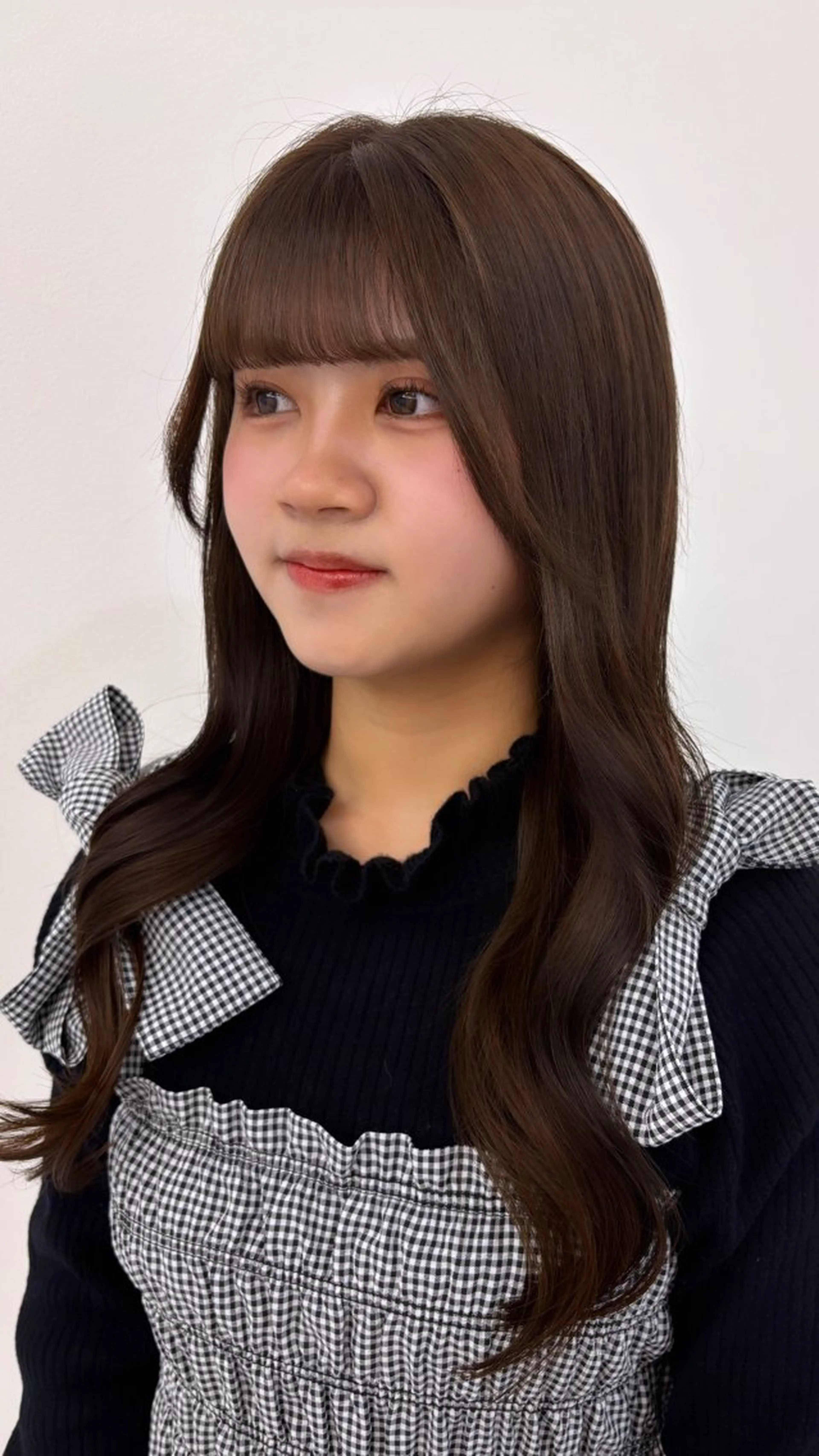 ロング カラー ベージュカラー 透明感カラー カット ヘアカラー トリートメント 江子 晴香のヘアスタイル