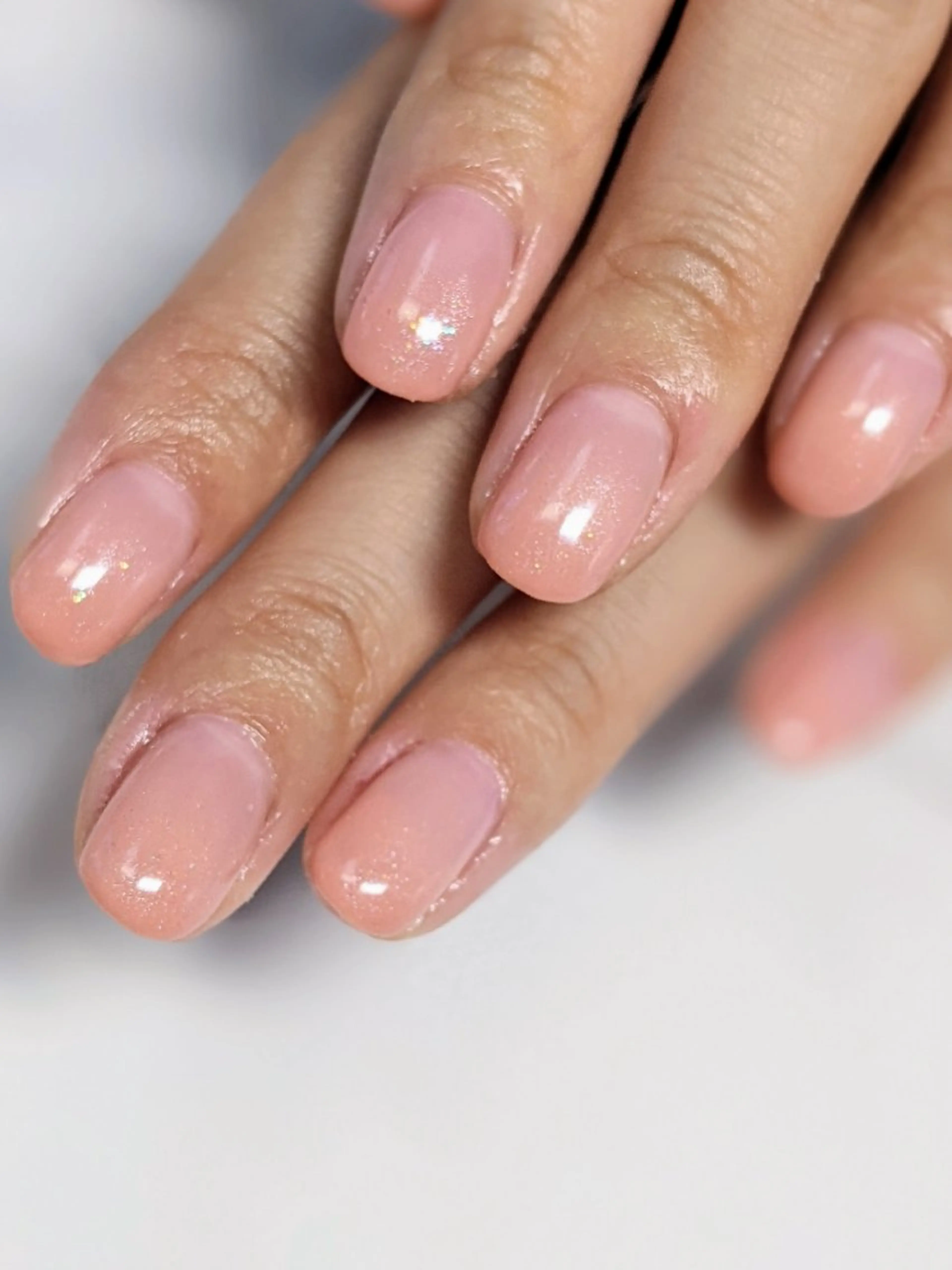 ネイル グラデーション オフィスネイル シンプルネイル 暖~Haru~所属・高橋 志穂のネイルデザイン