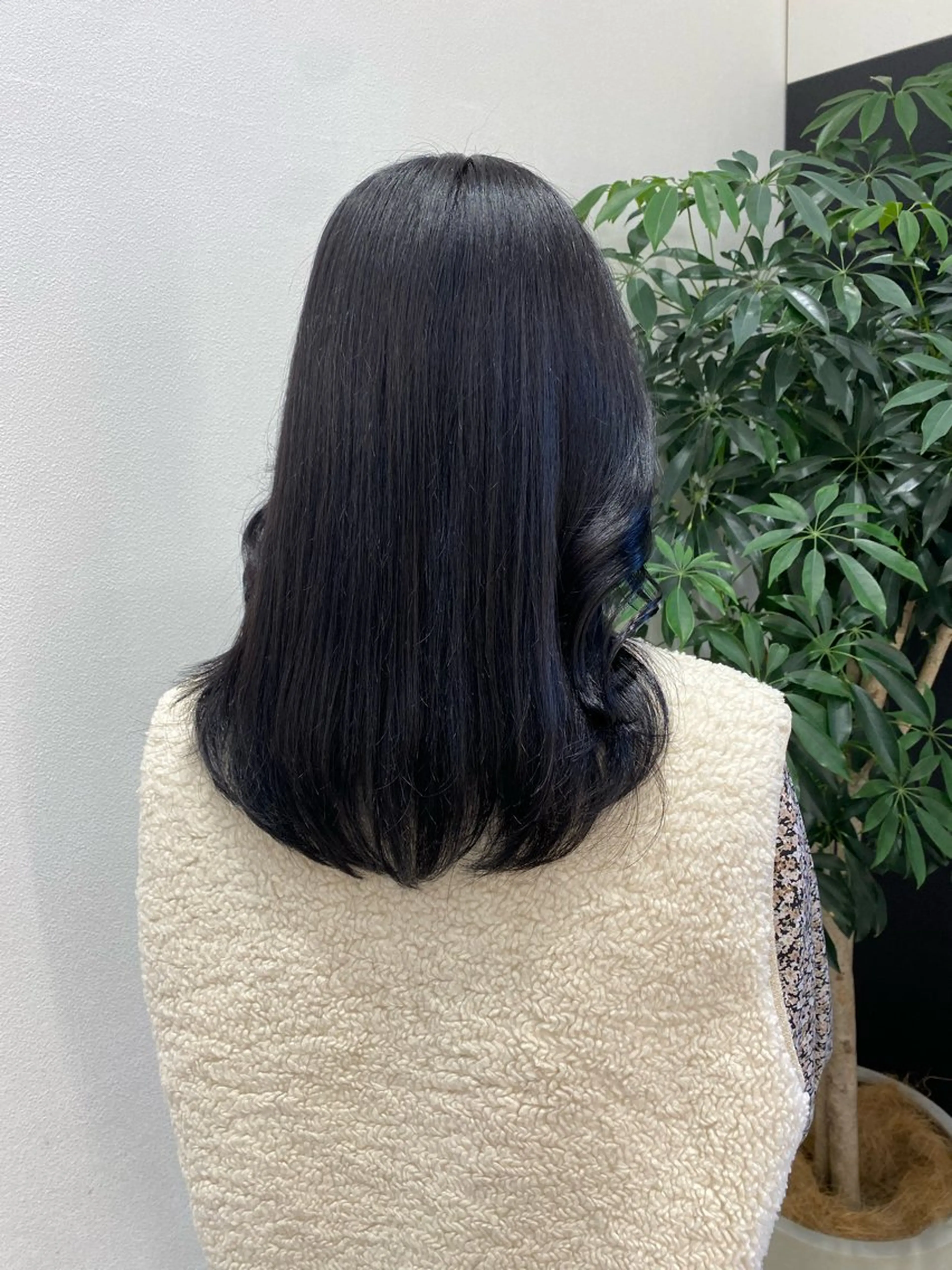 セミロング カラー Misaki ║ツヤカラーのヘアスタイル
