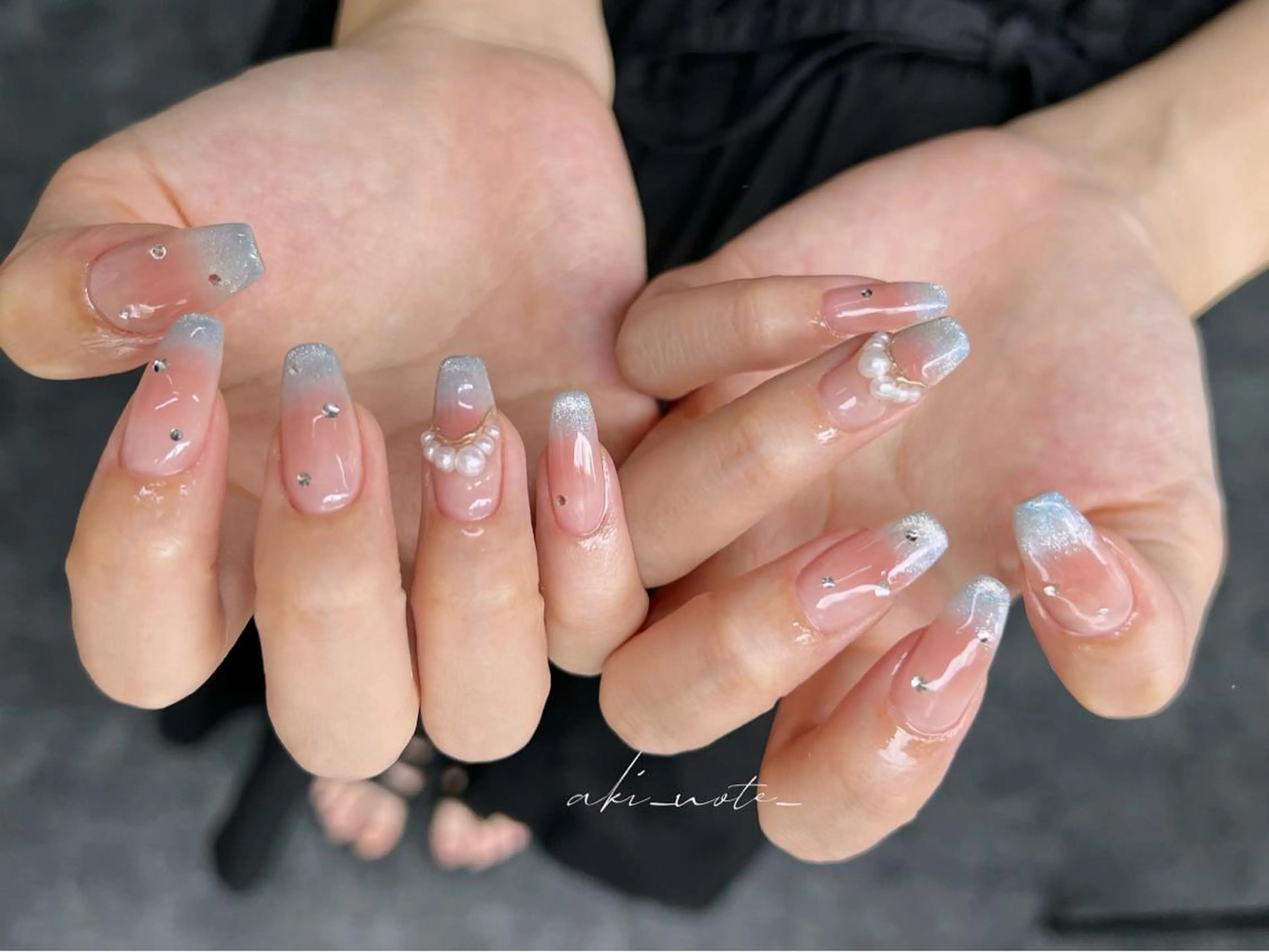 ネイル アートネイル 長さ出し フレンチネイル ジェルネイル 氷ネイル・うるうるネイル ハンドネイル フットネイル GRANDE大須 栄/店長 aki🌙のネイルデザイン