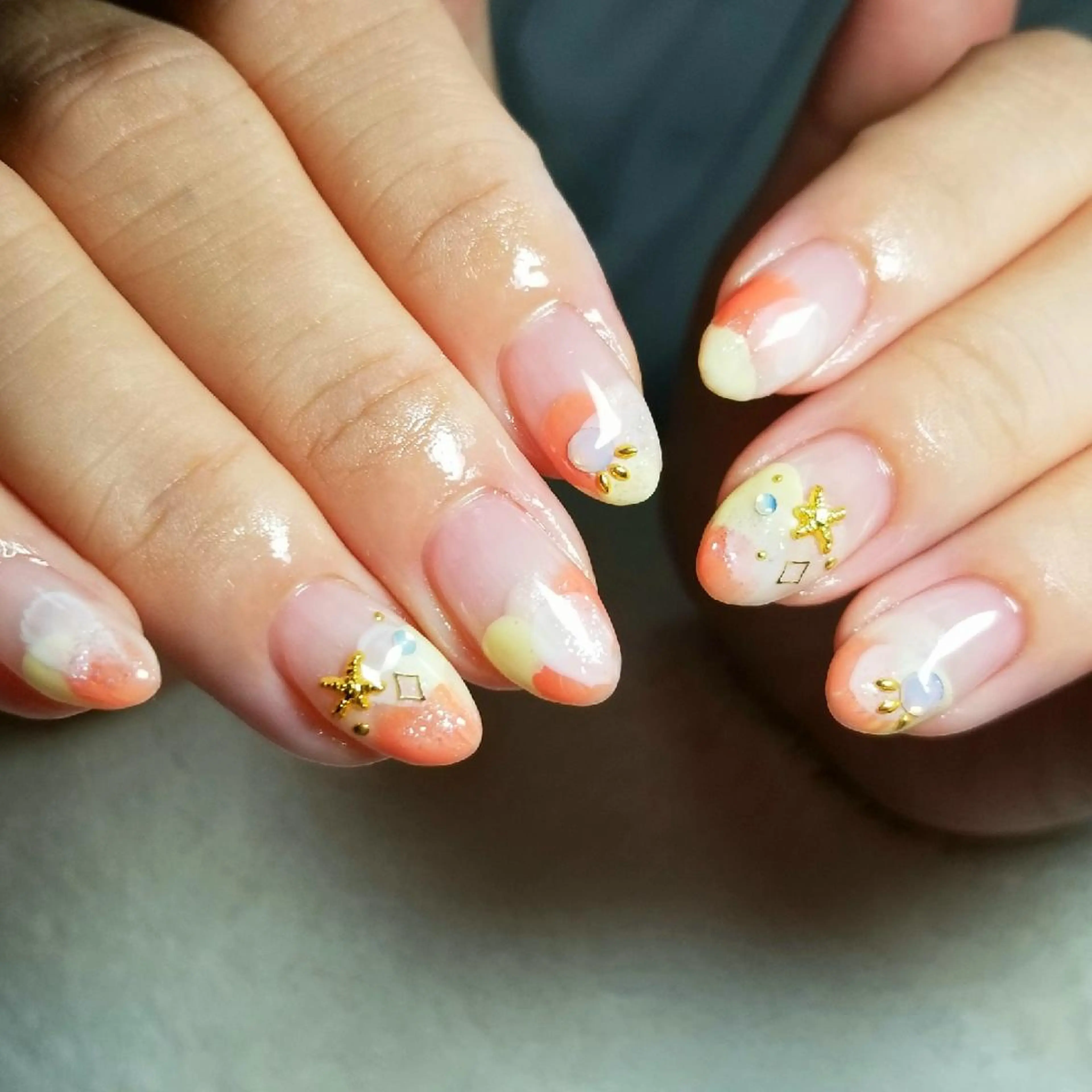 ネイル オレンジ 夏ネイル ハンドネイル フットネイル trees_ nailのネイルデザイン