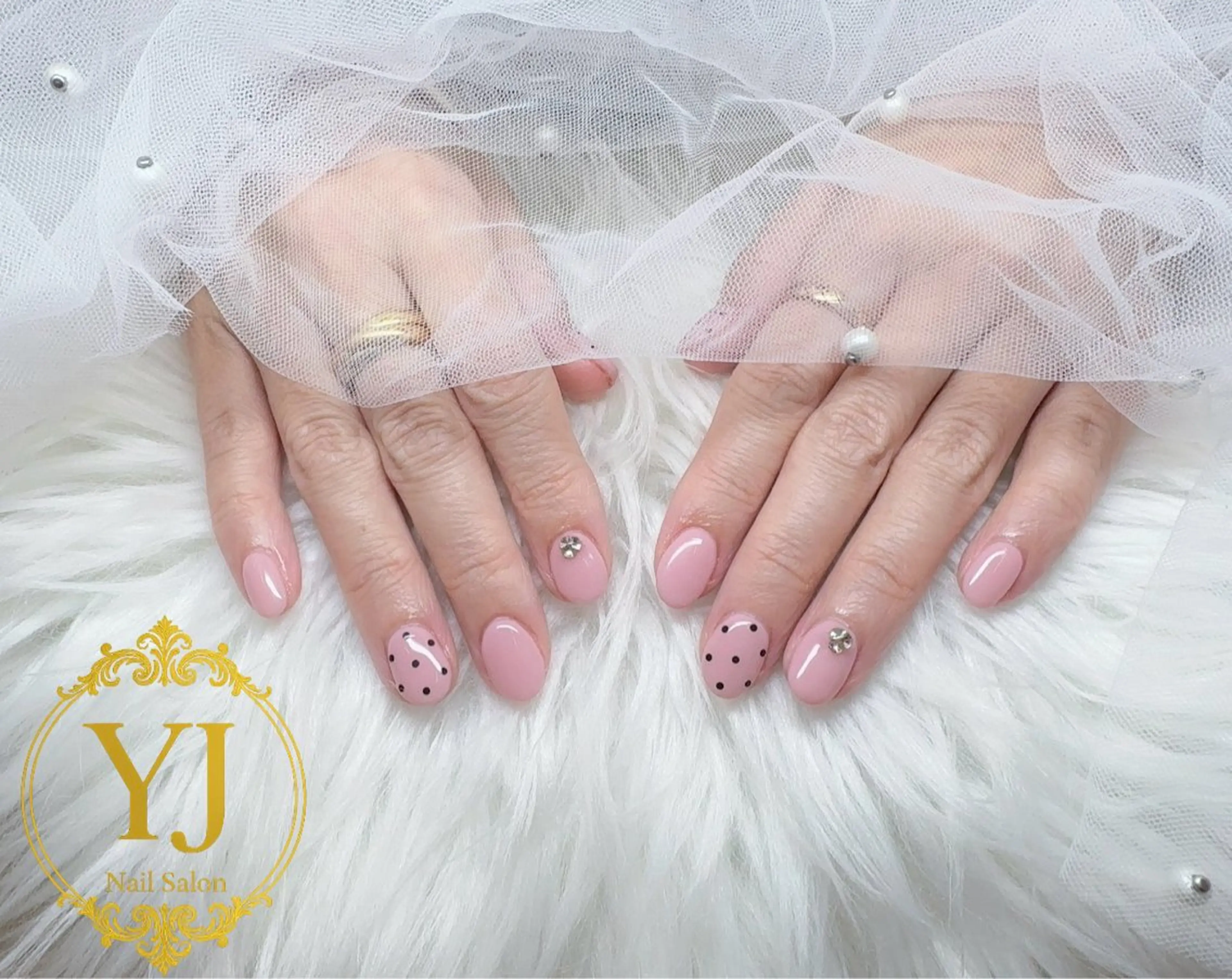 ネイル ハンドネイル YJ Nail Salon所属・YJ Nail Yumiのネイルデザイン