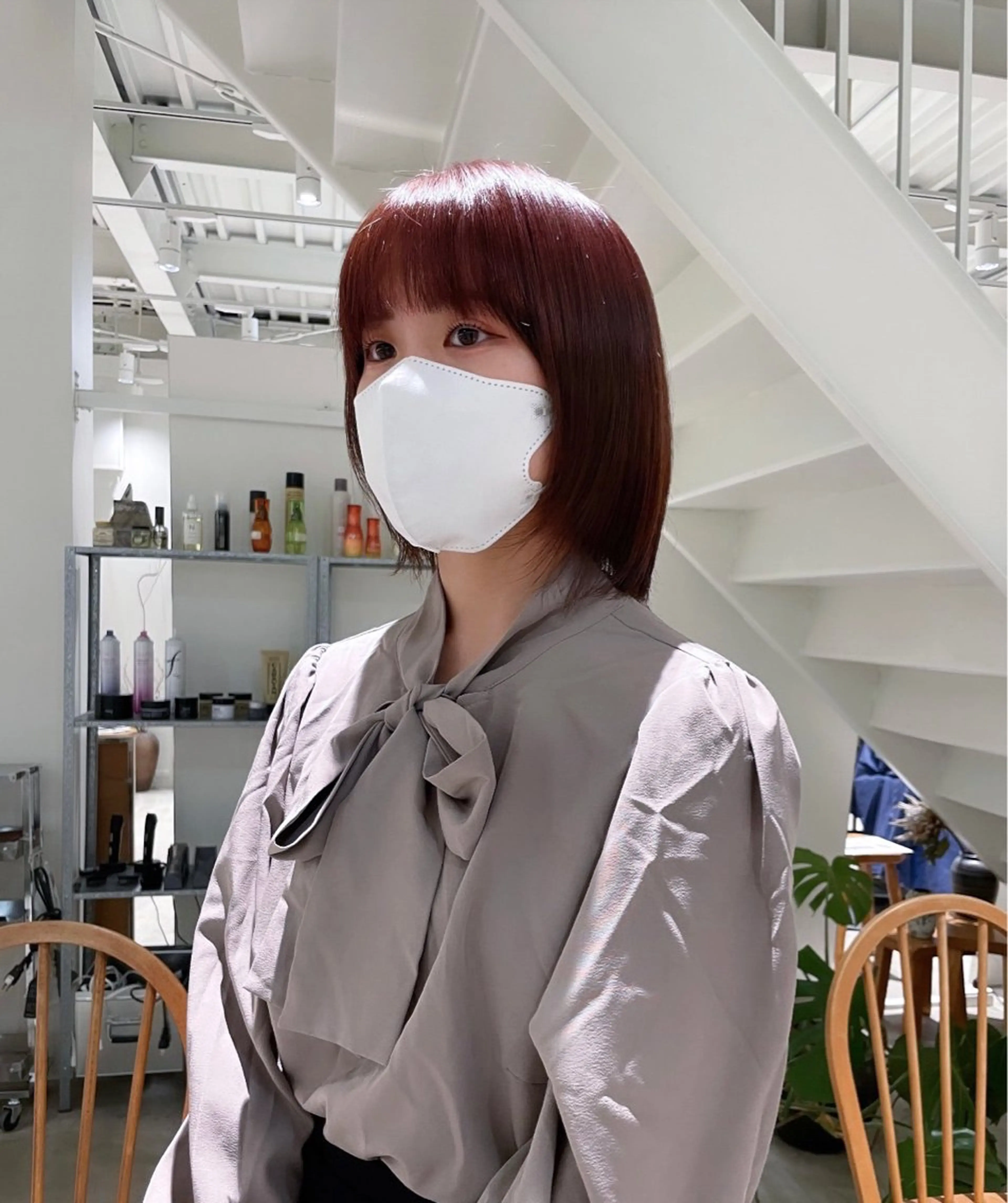 ショート カラー ヘアカラー 林 千聖のヘアスタイル