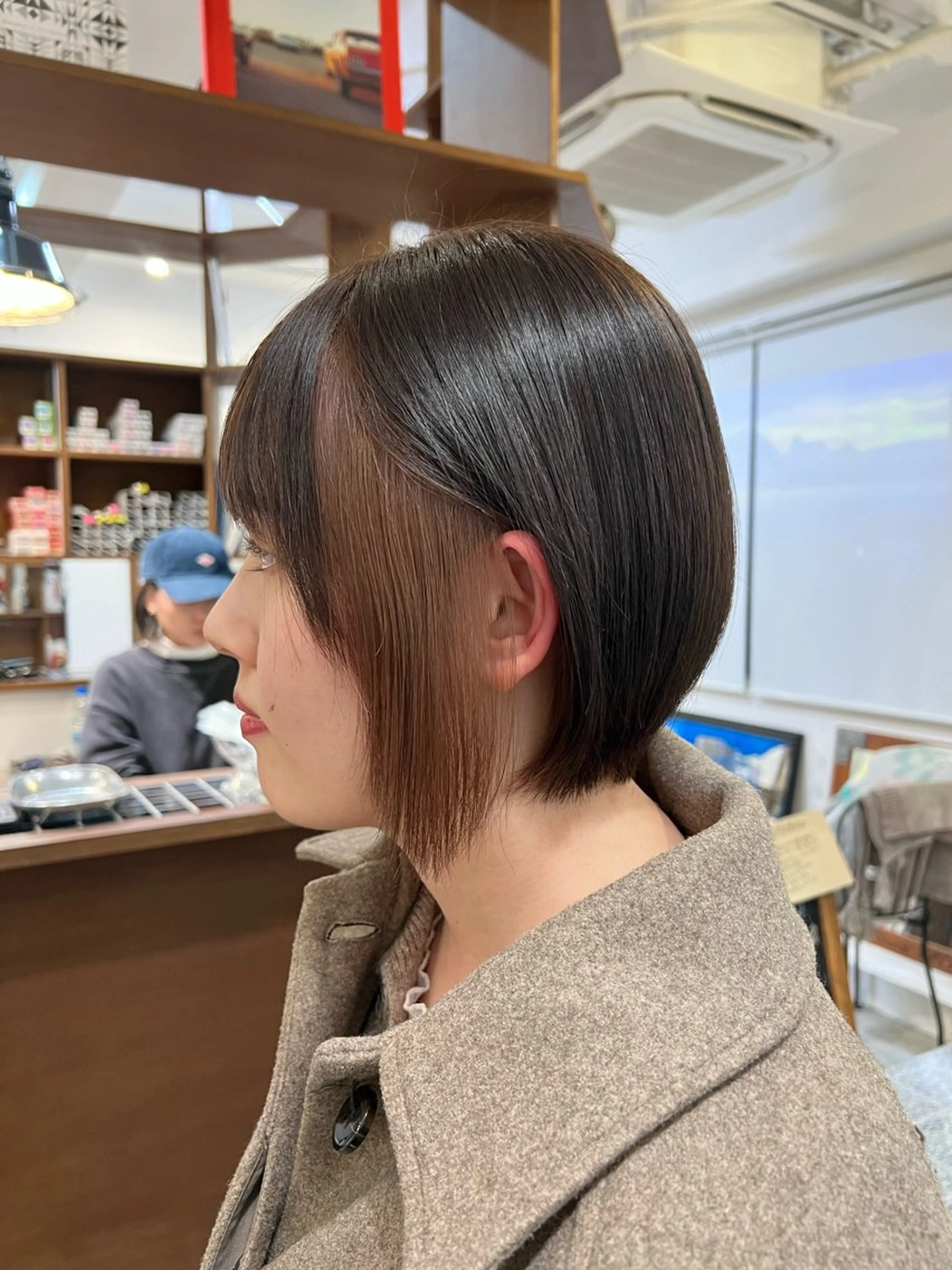 ショート カラー ブリーチ ヘアカラー トリートメント Ami ブリーチ/ハイトーンのヘアスタイル